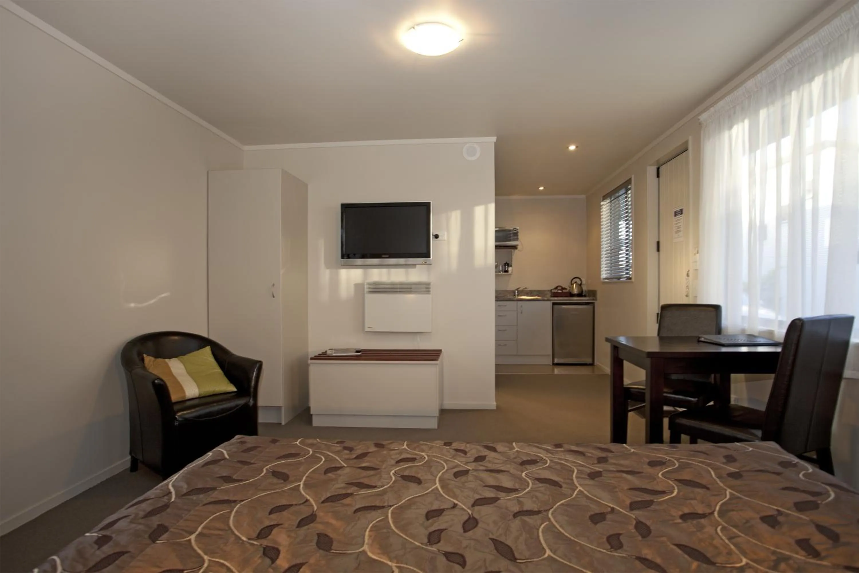 Bed in Atrium On Ulster