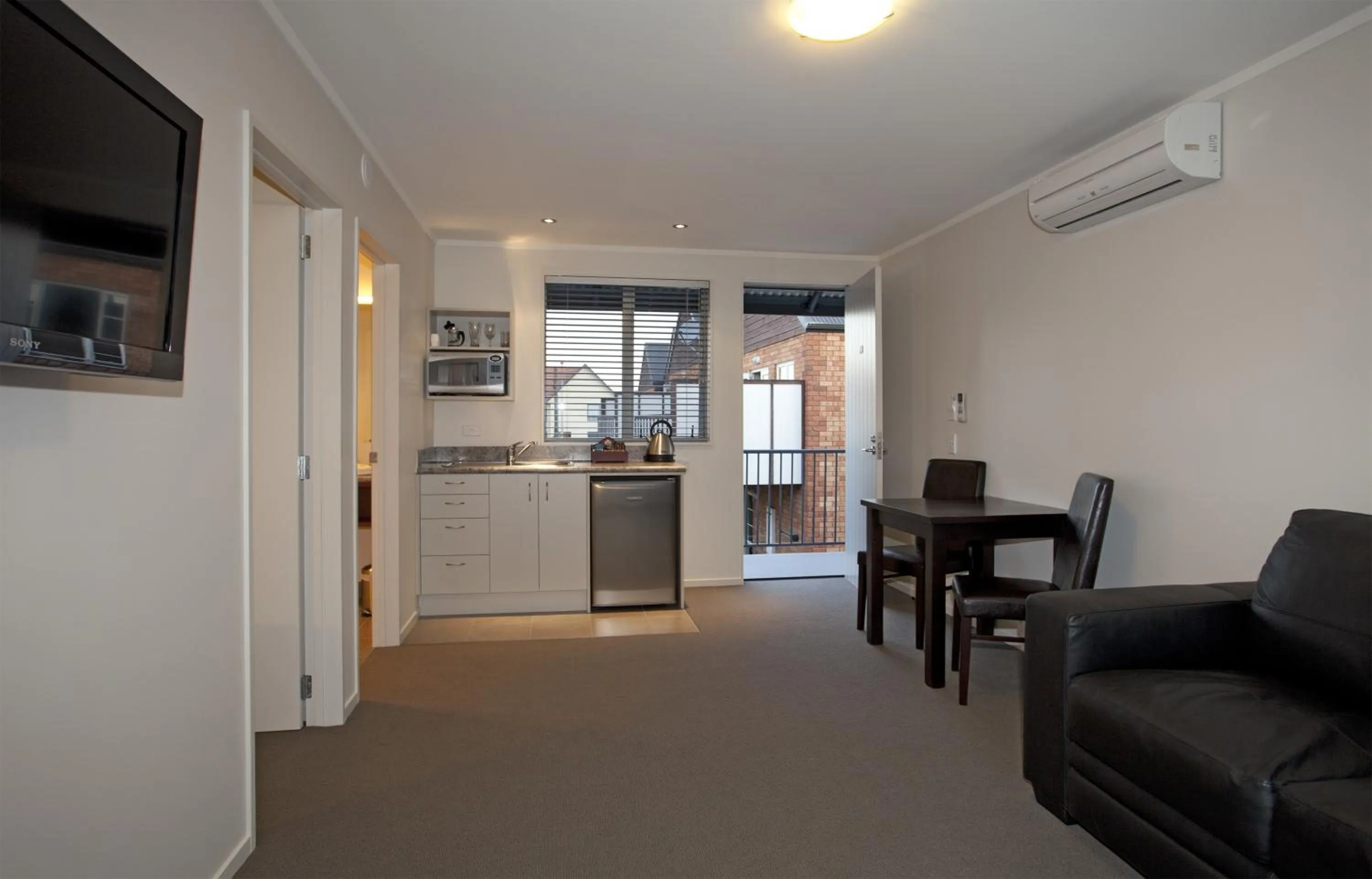 TV and multimedia in Atrium On Ulster