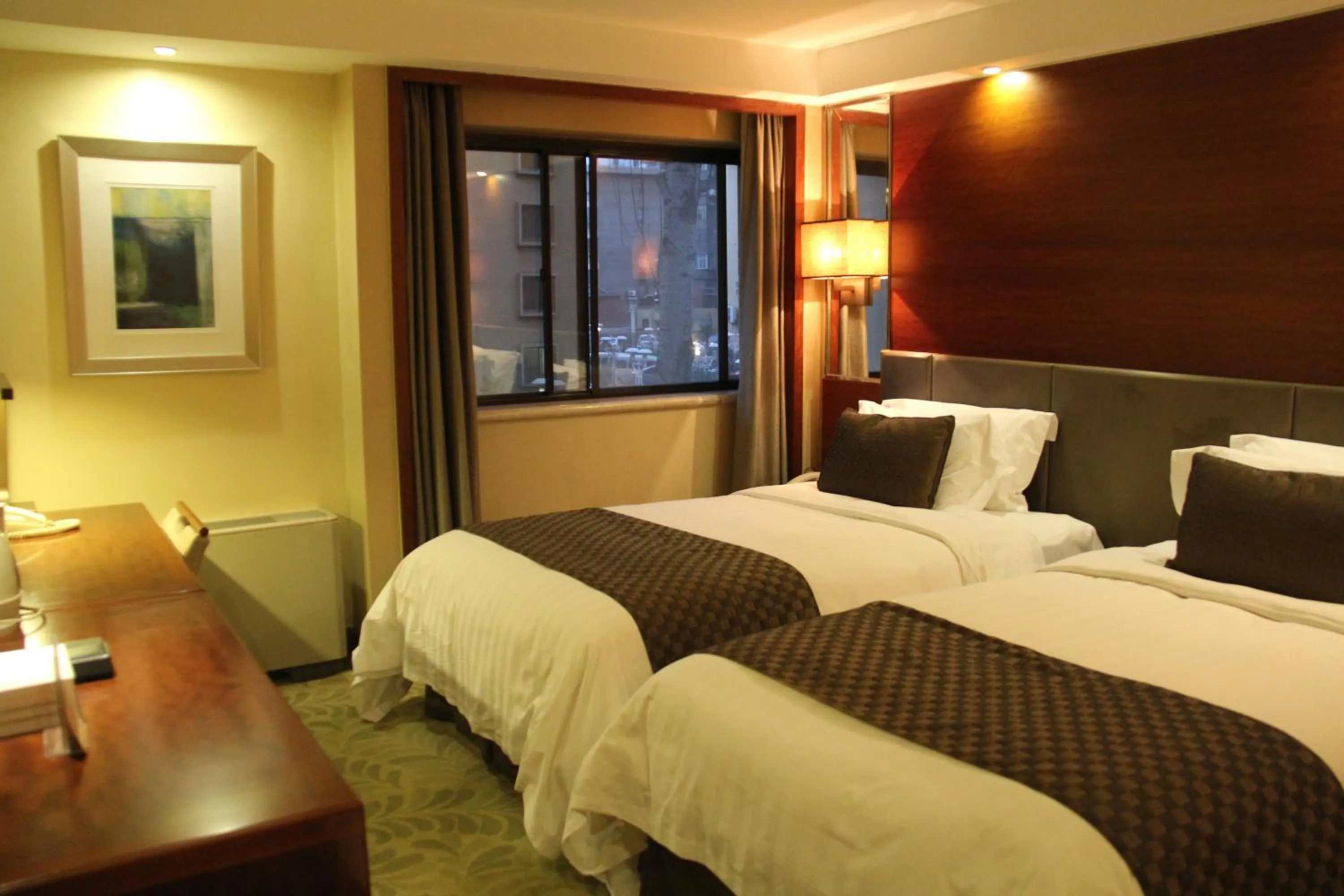 Bed in Jianguo Hotel Xi'an