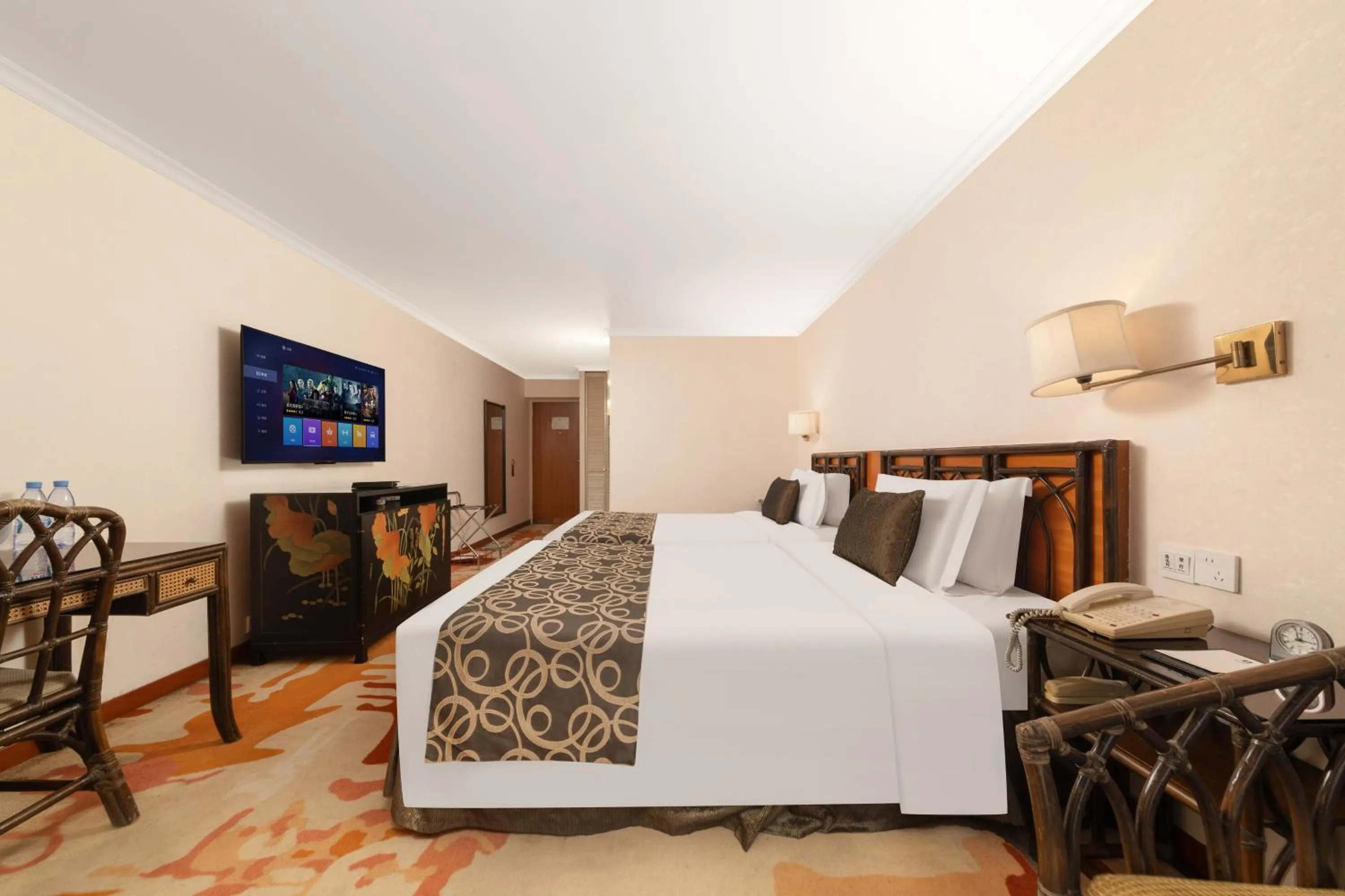 Bed in Jianguo Hotel Xi'an