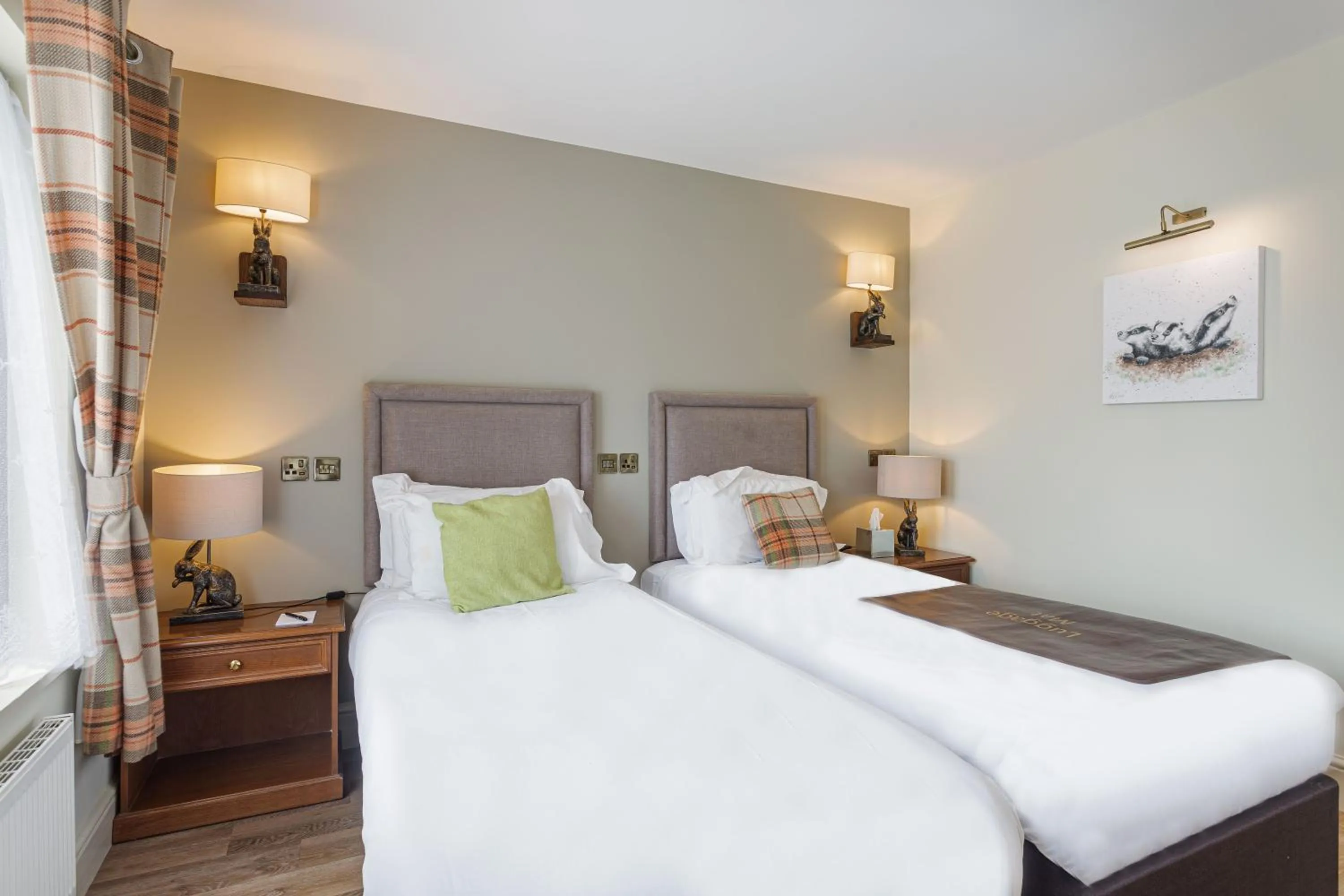 Bed in The Jamaica Inn, Bodmin, Cornwall - The Coaching Inn Group