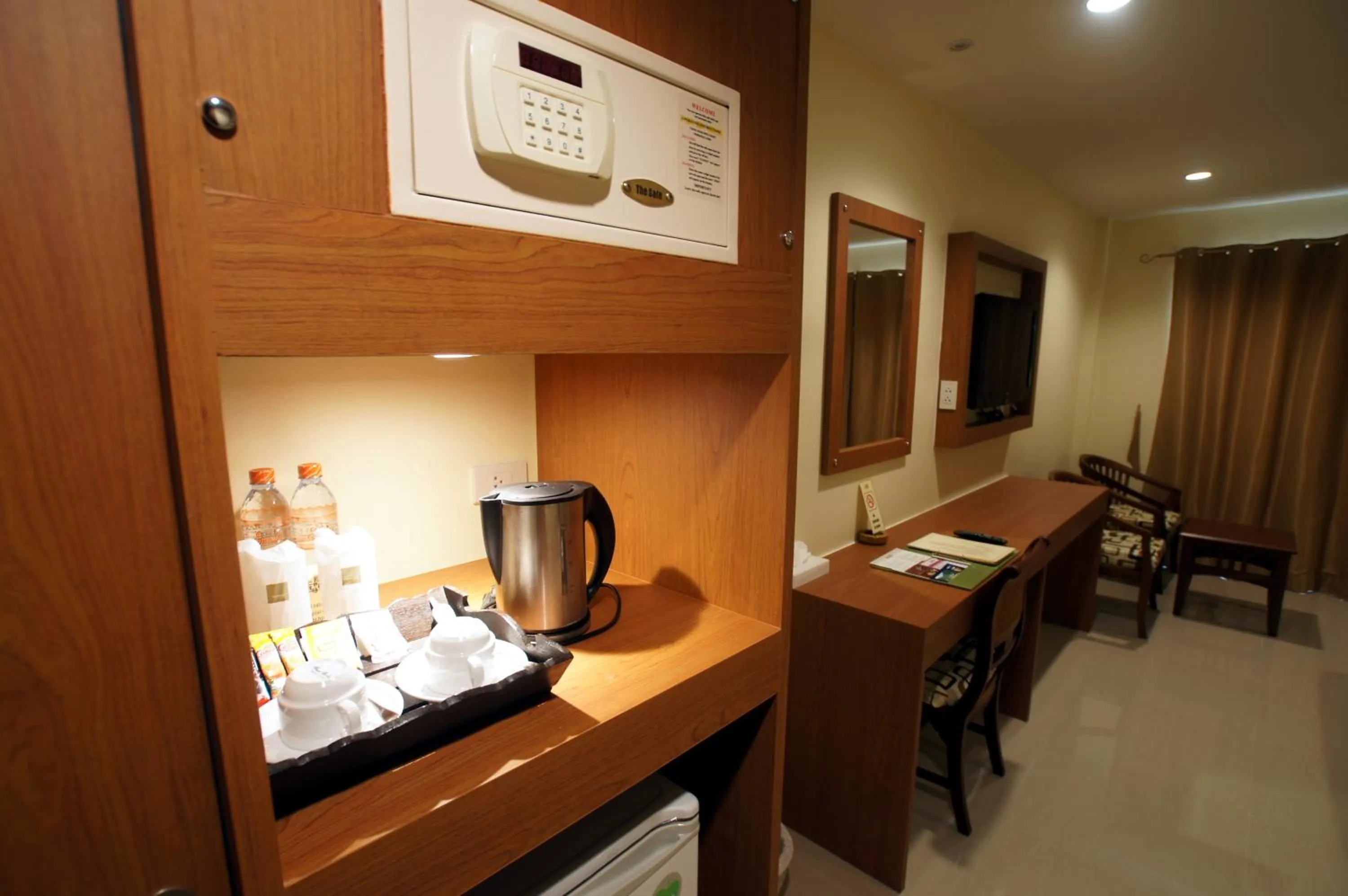 Coffee/tea facilities in Khaolak Sunset Resort - Adults Only - SHA Extra Plus