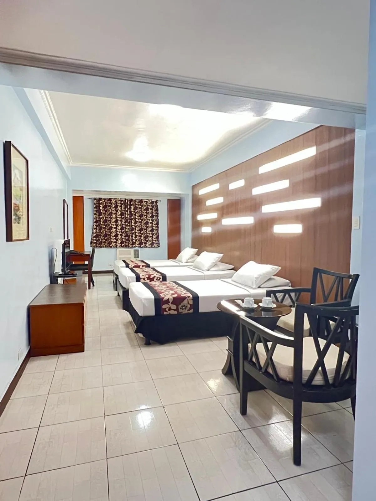 Bed in Jupiter Suites