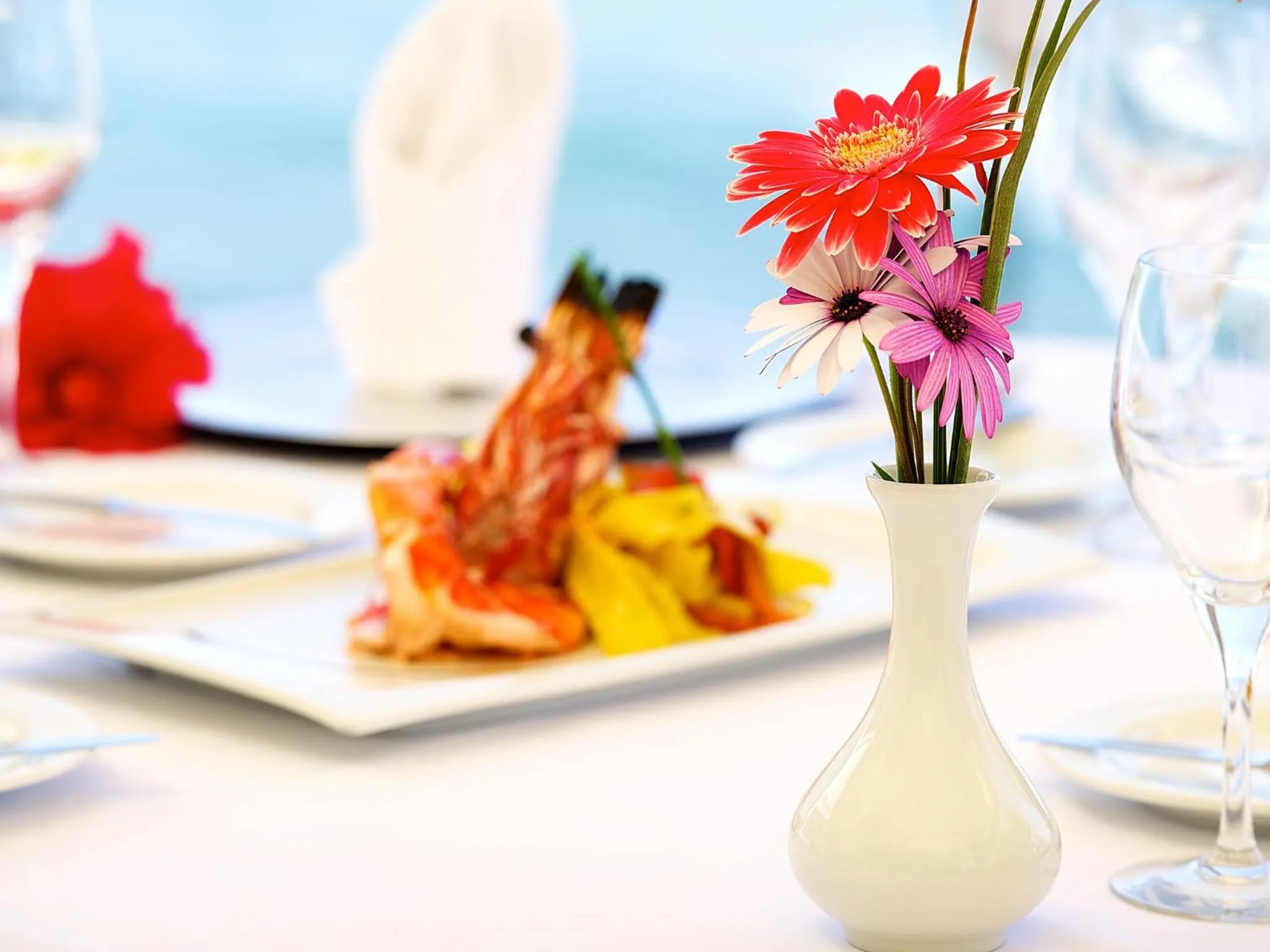 Food in El Oceano Beach Hotel Adults only recommended