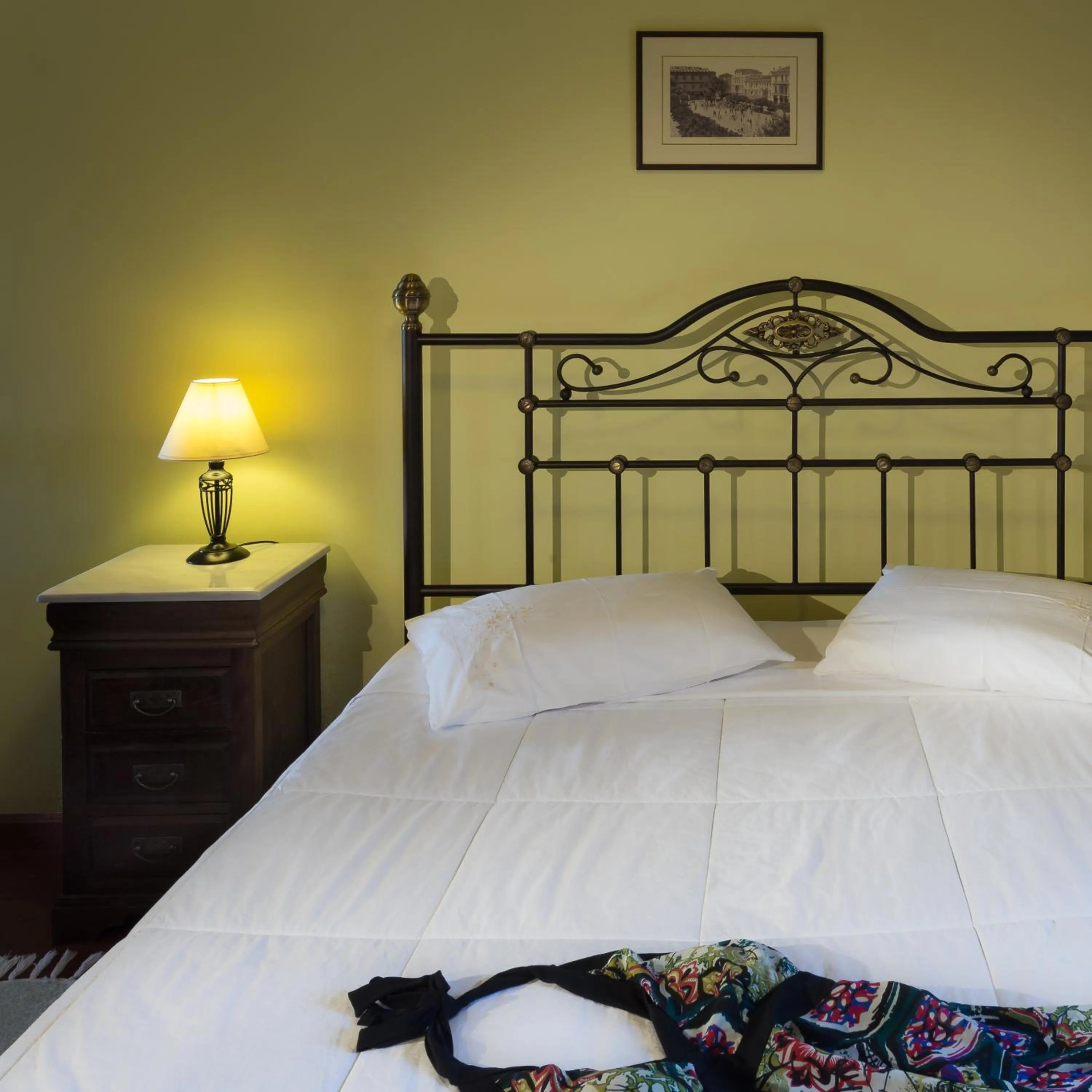 Bed in Klymeni Traditional Homes