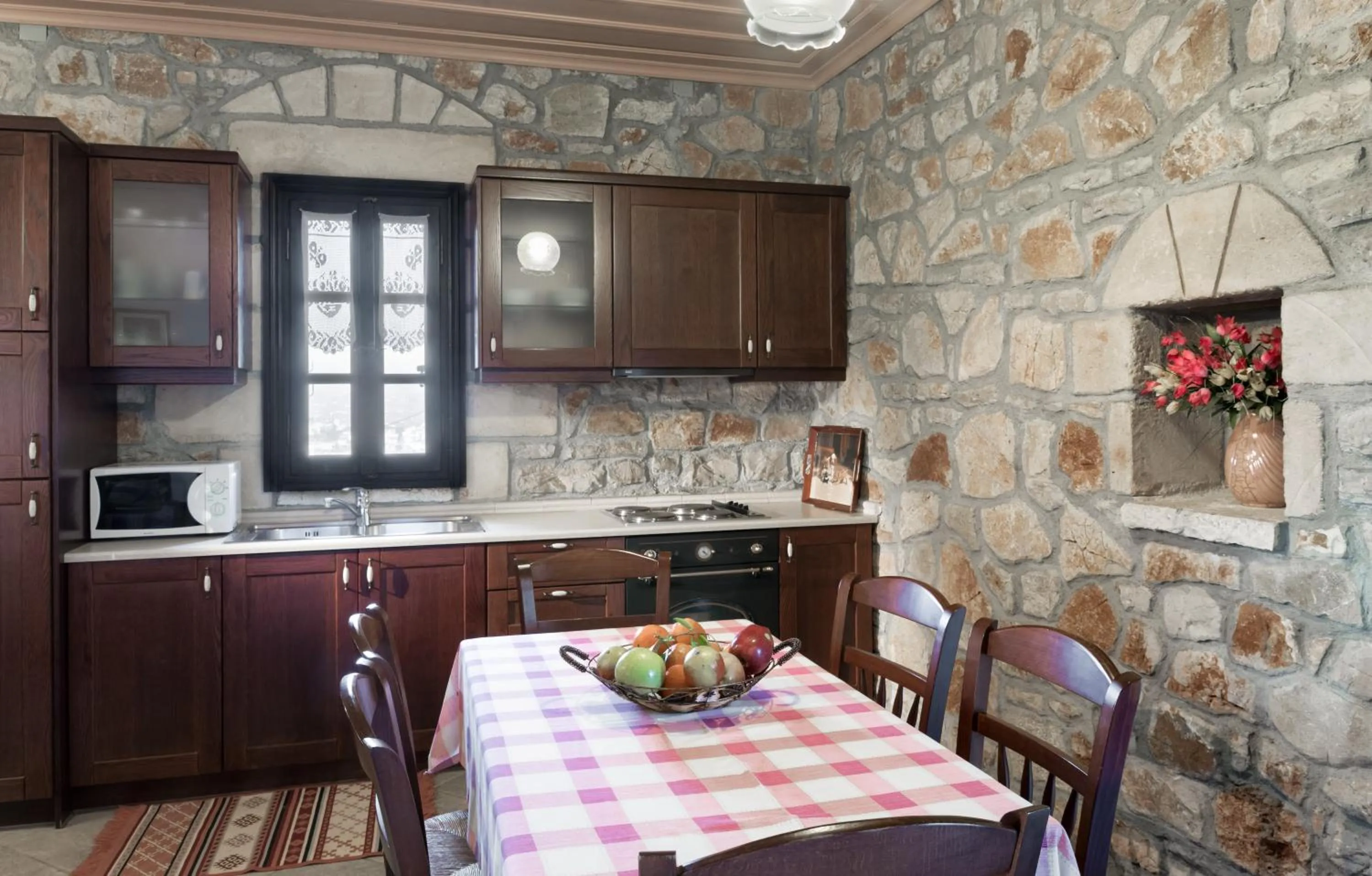 Coffee/tea facilities in Klymeni Traditional Homes