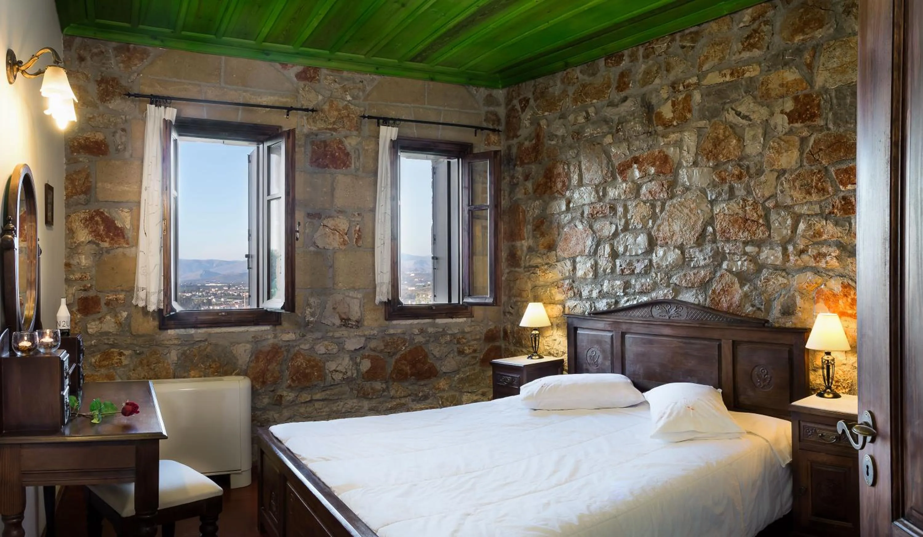 Bedroom, Bed in Klymeni Traditional Homes