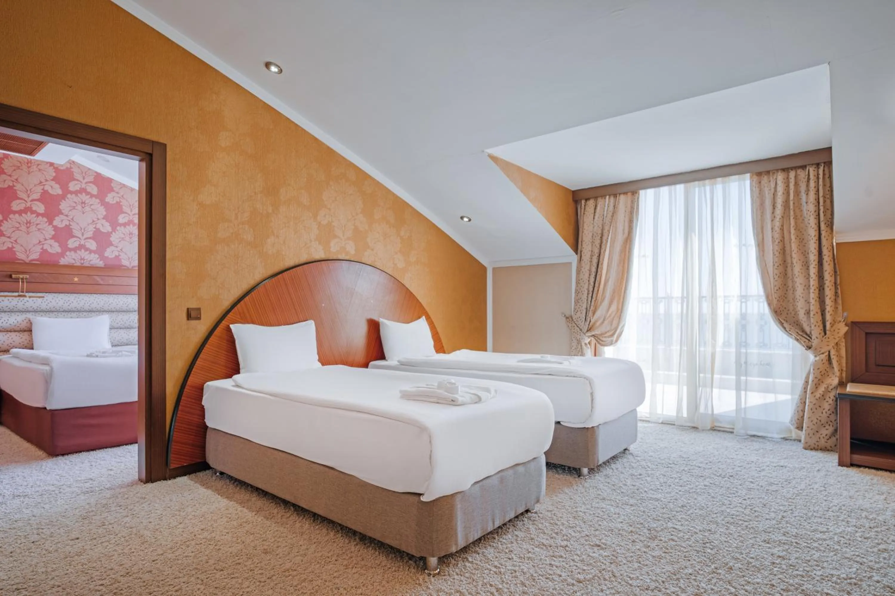 Bedroom, Bed in Megasaray Westbeach Antalya