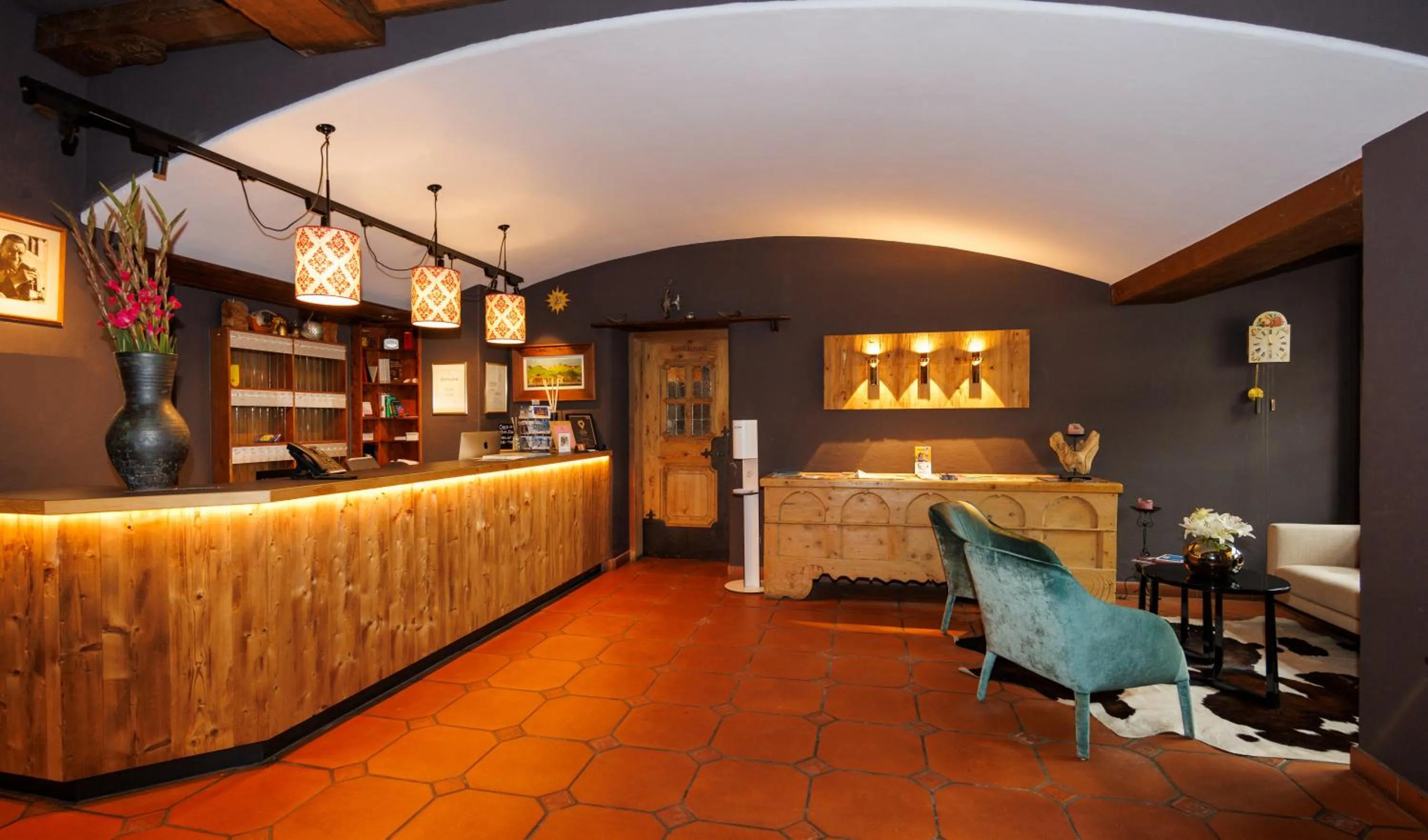 Lobby or reception in Hotel Parsenn