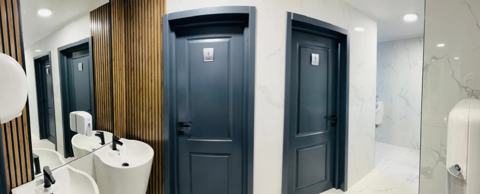 Bathroom in Eurohotel