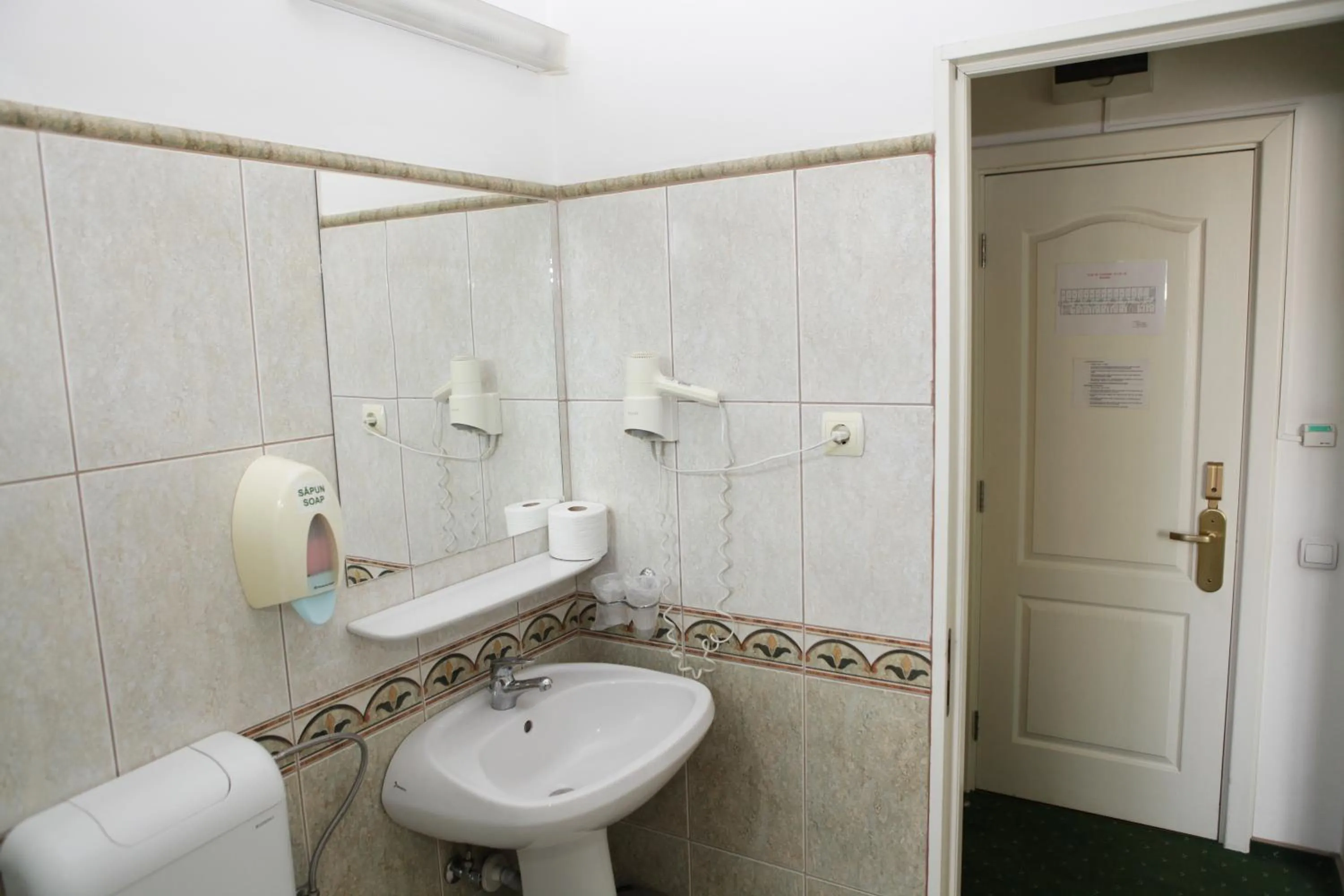 Bathroom in Eurohotel