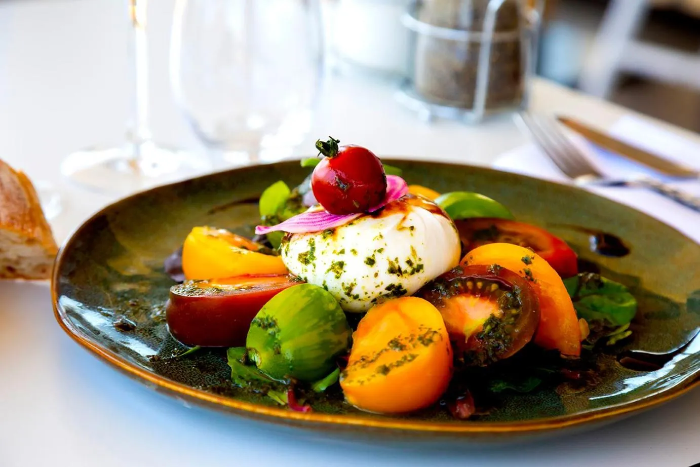 Restaurant/places to eat in Le Balamina