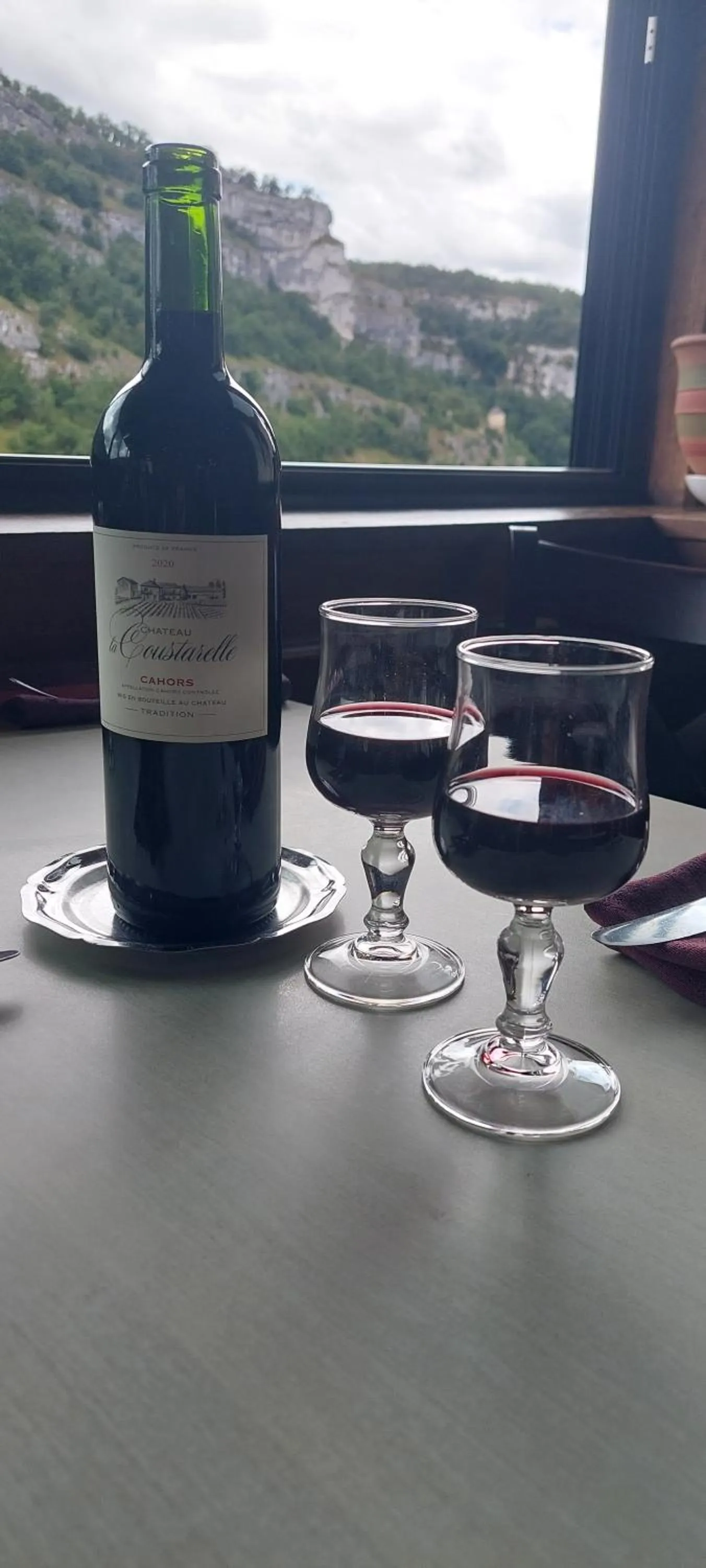 Restaurant/places to eat in Hotel du Lion d'Or