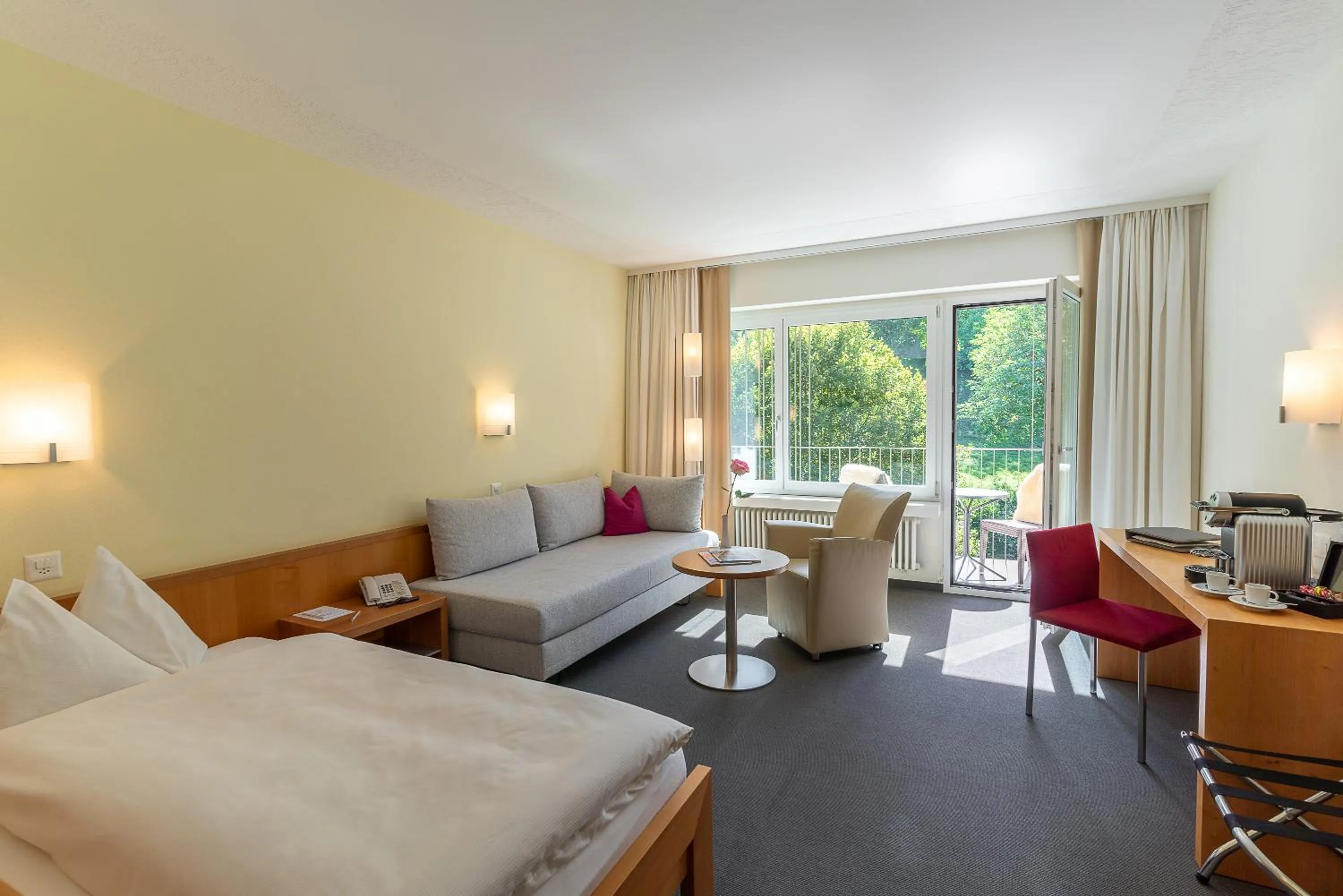 View (from property/room), Bed in Hotel Bad Ramsach