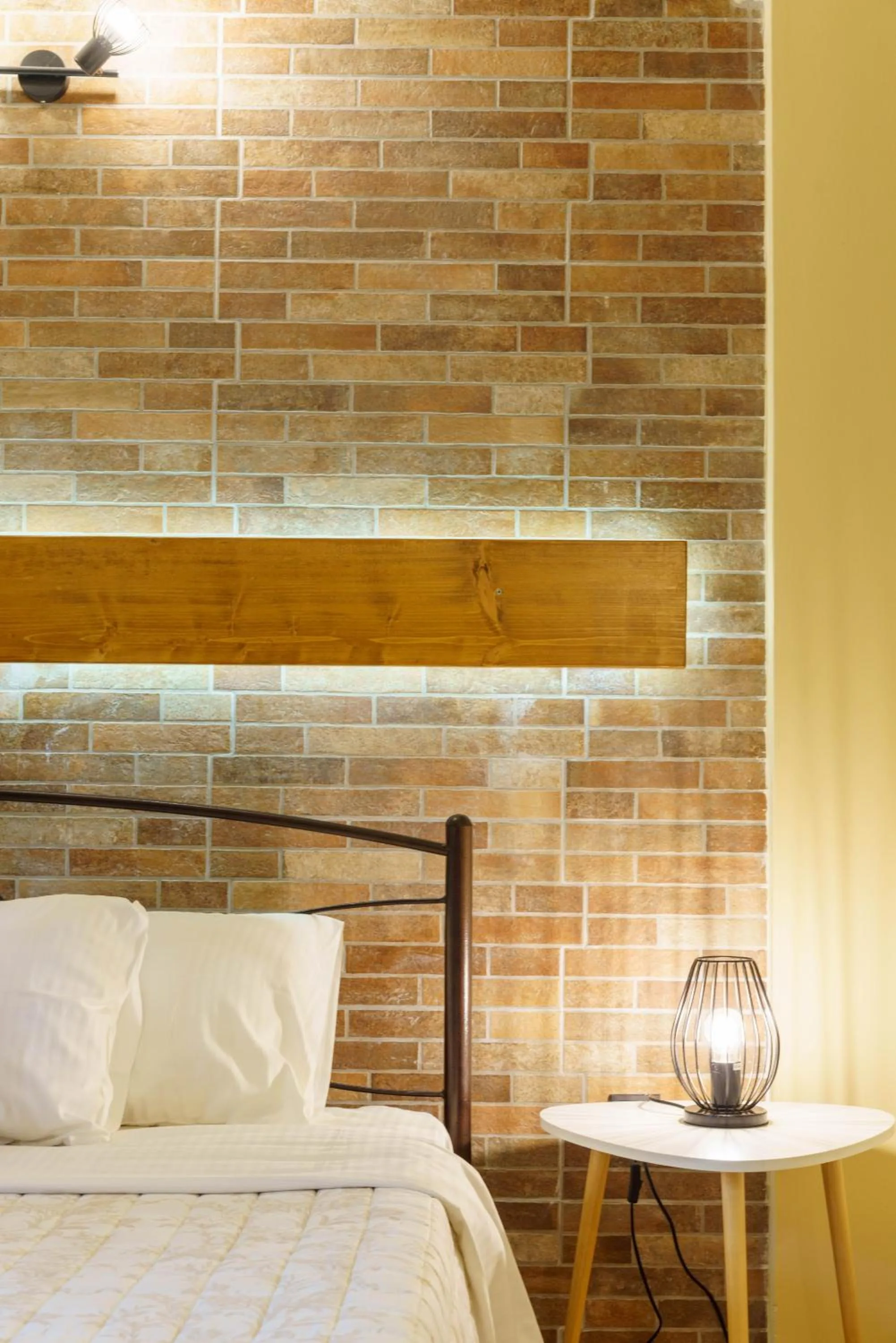 Bedroom, Bed in Voulamandis House