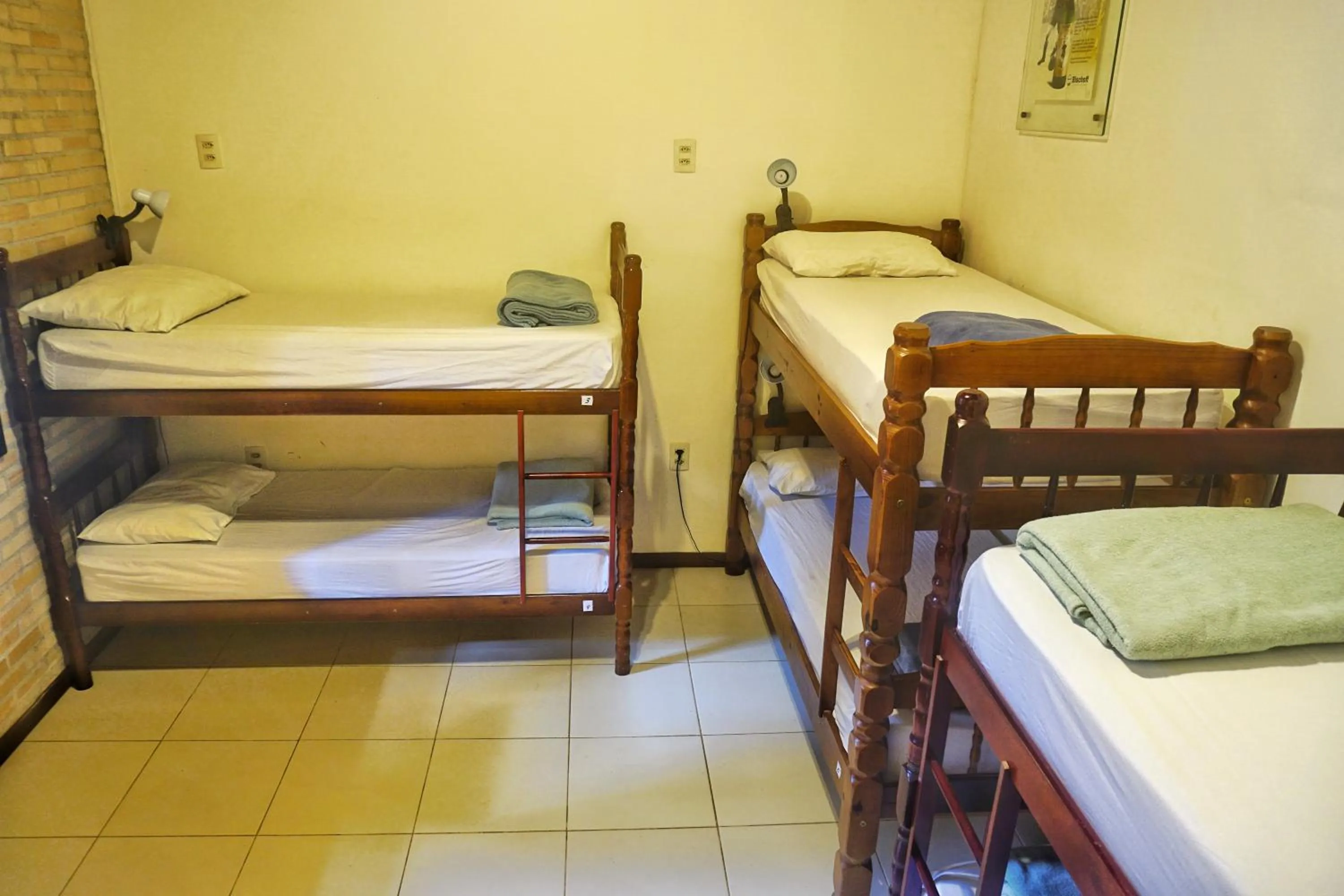 Photo of the whole room, Bed in Biergarten Hostel