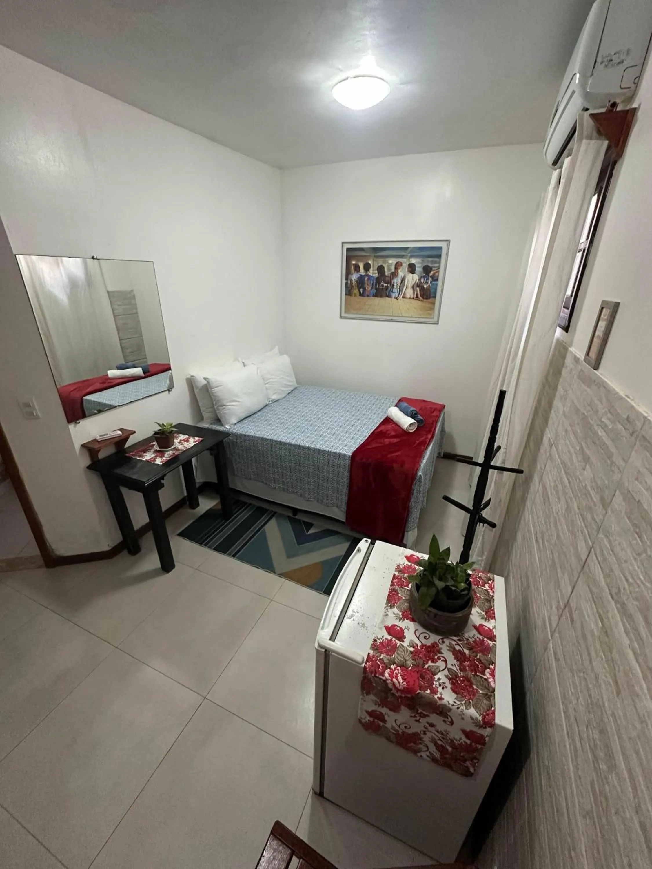 Bedroom, Bed in Biergarten Hostel