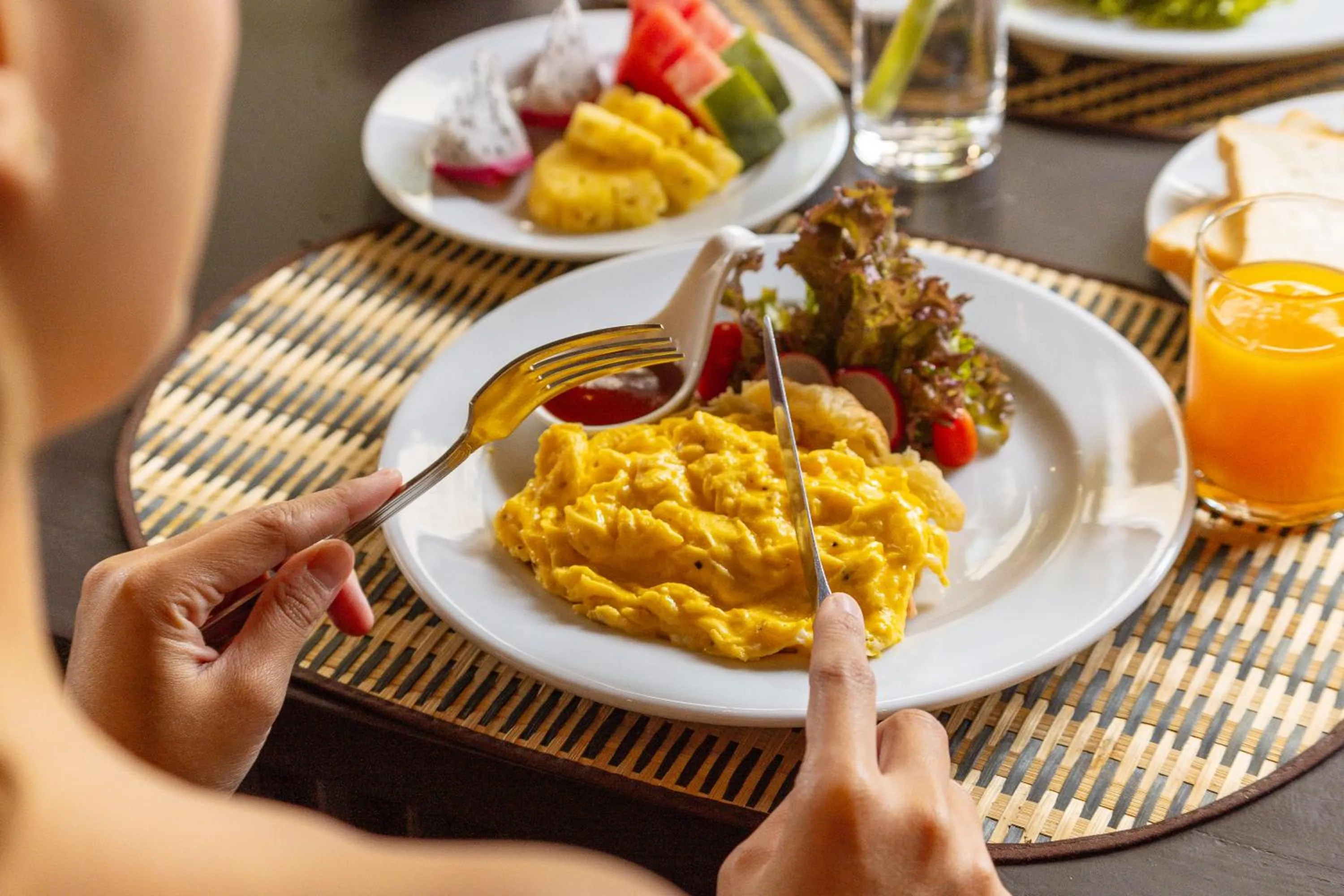 Breakfast in THEE Kashatharn by TH District