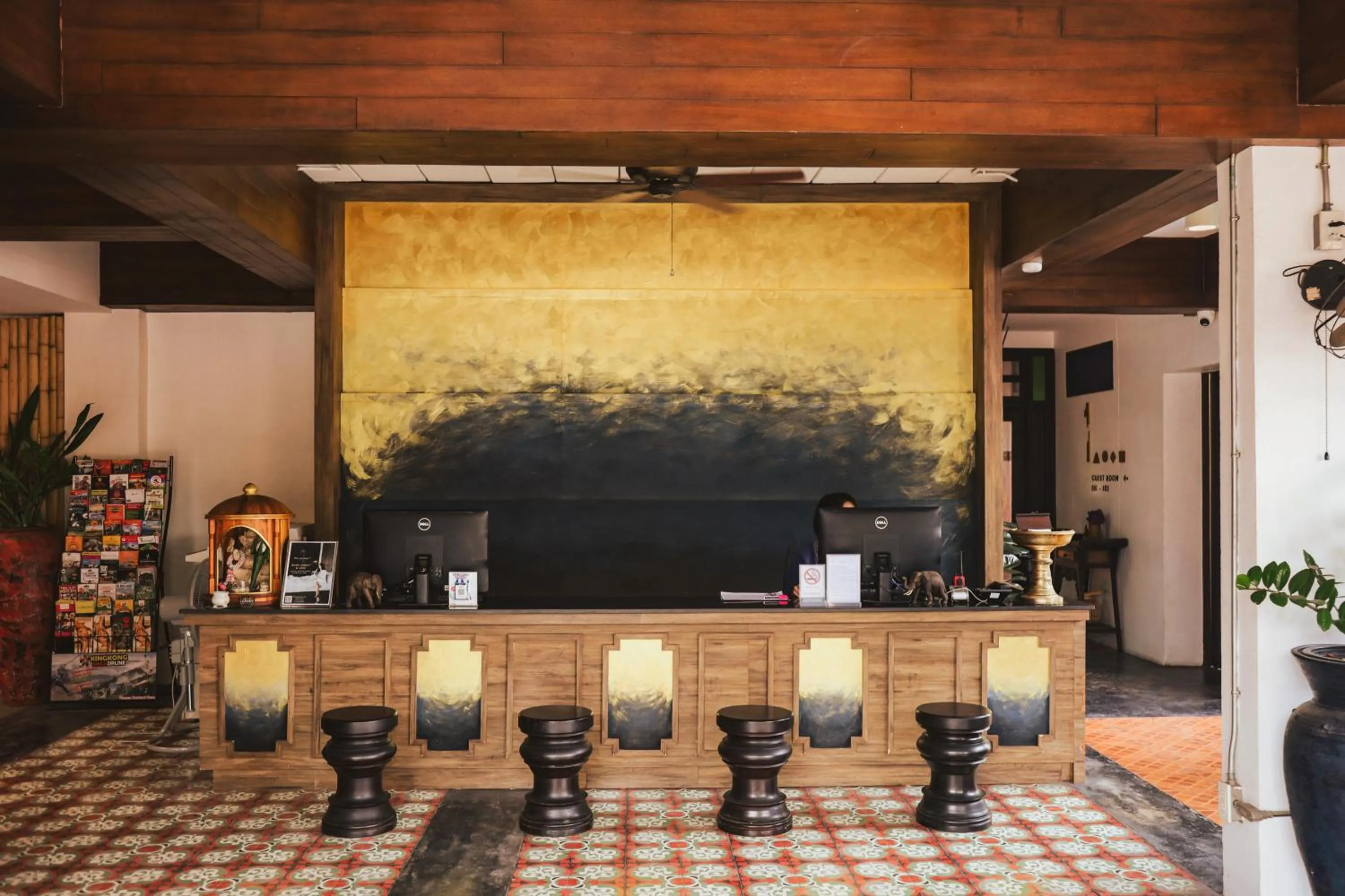 Lobby or reception in THEE Kashatharn by TH District