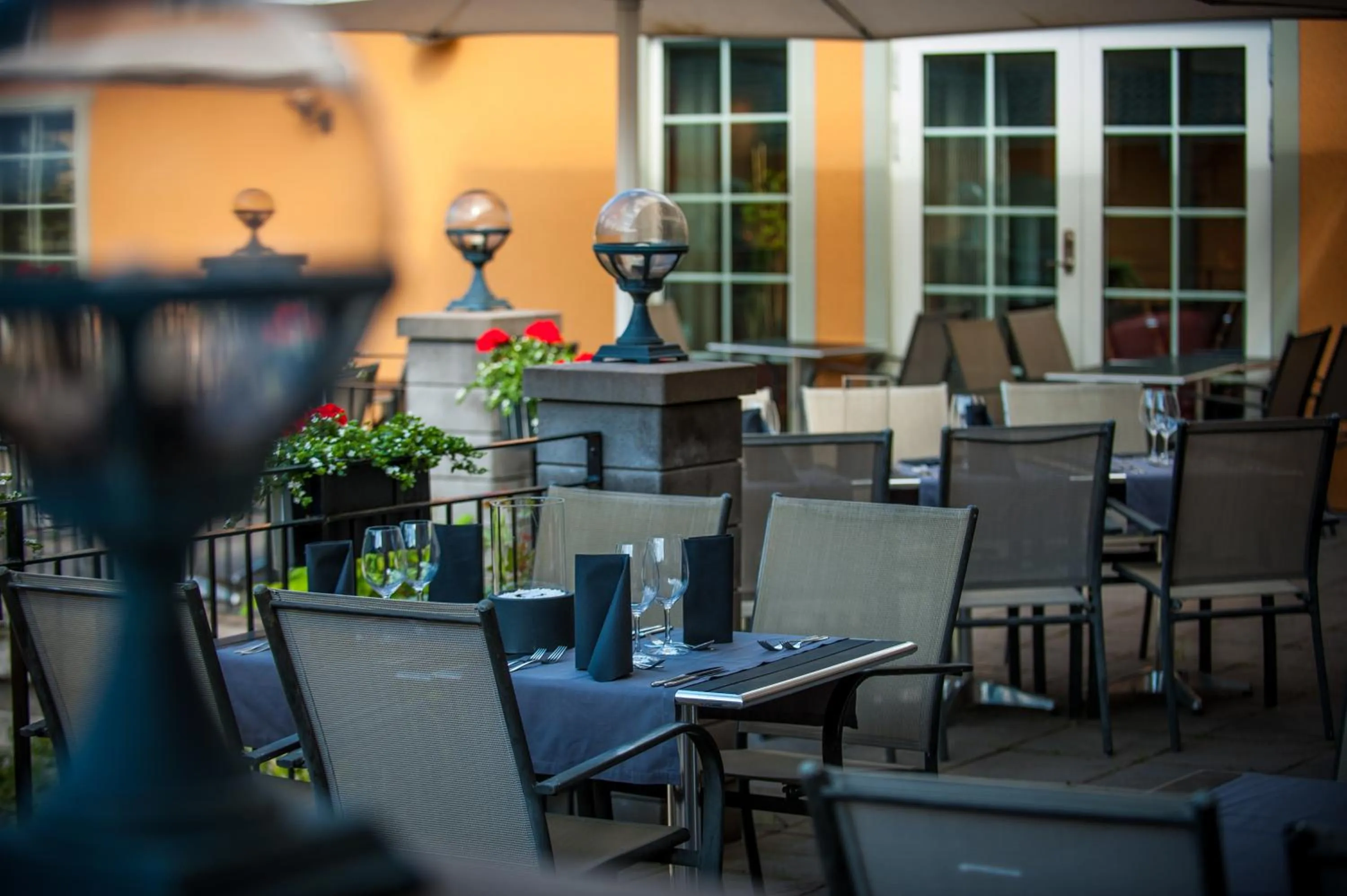 Restaurant/places to eat in Lumber & Karle