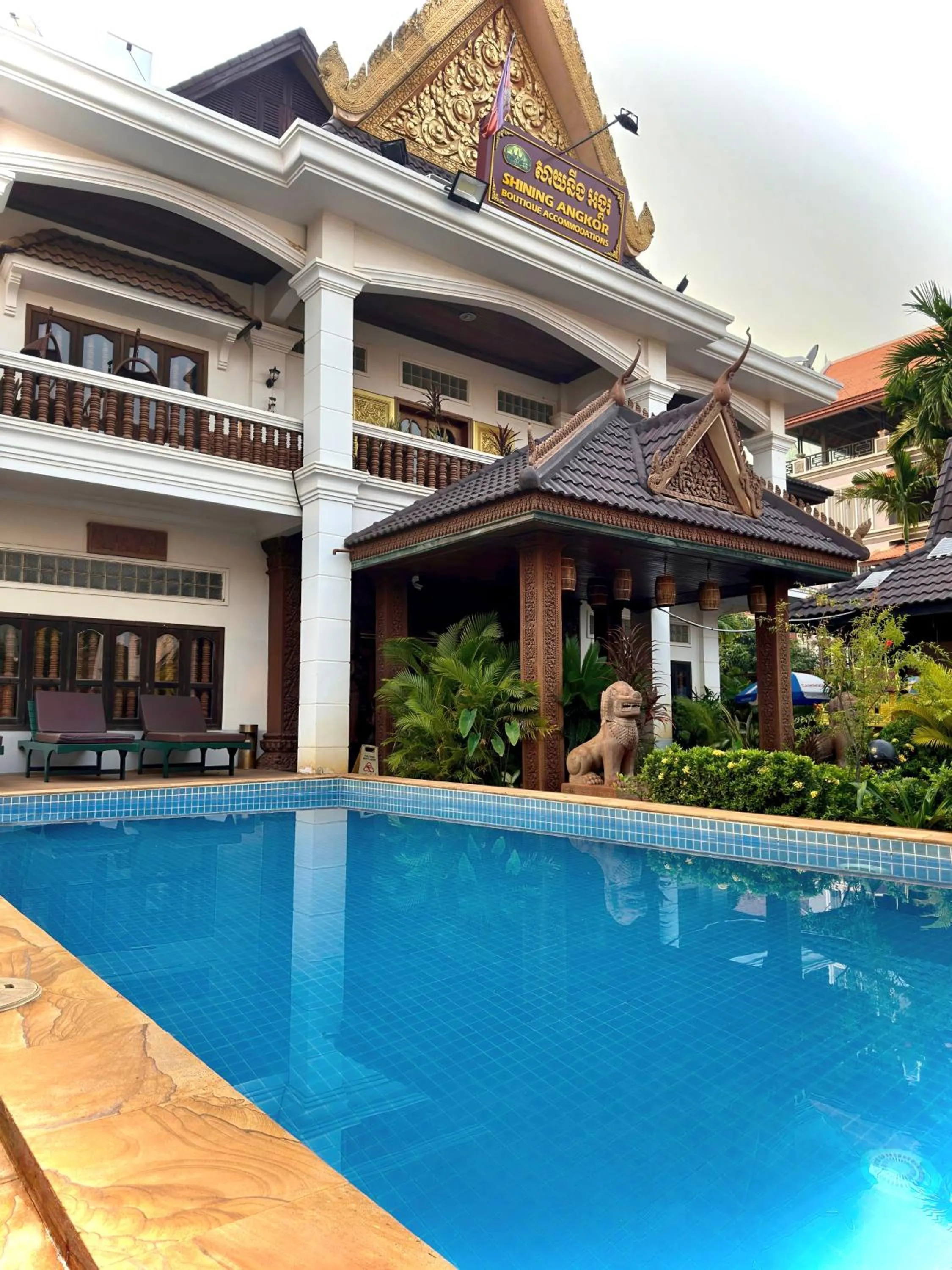 Swimming pool in Shining Angkor Boutique Hotel