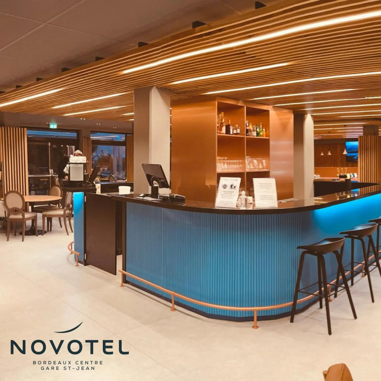 Lounge or bar in Novotel Bordeaux Centre Gare Saint Jean
