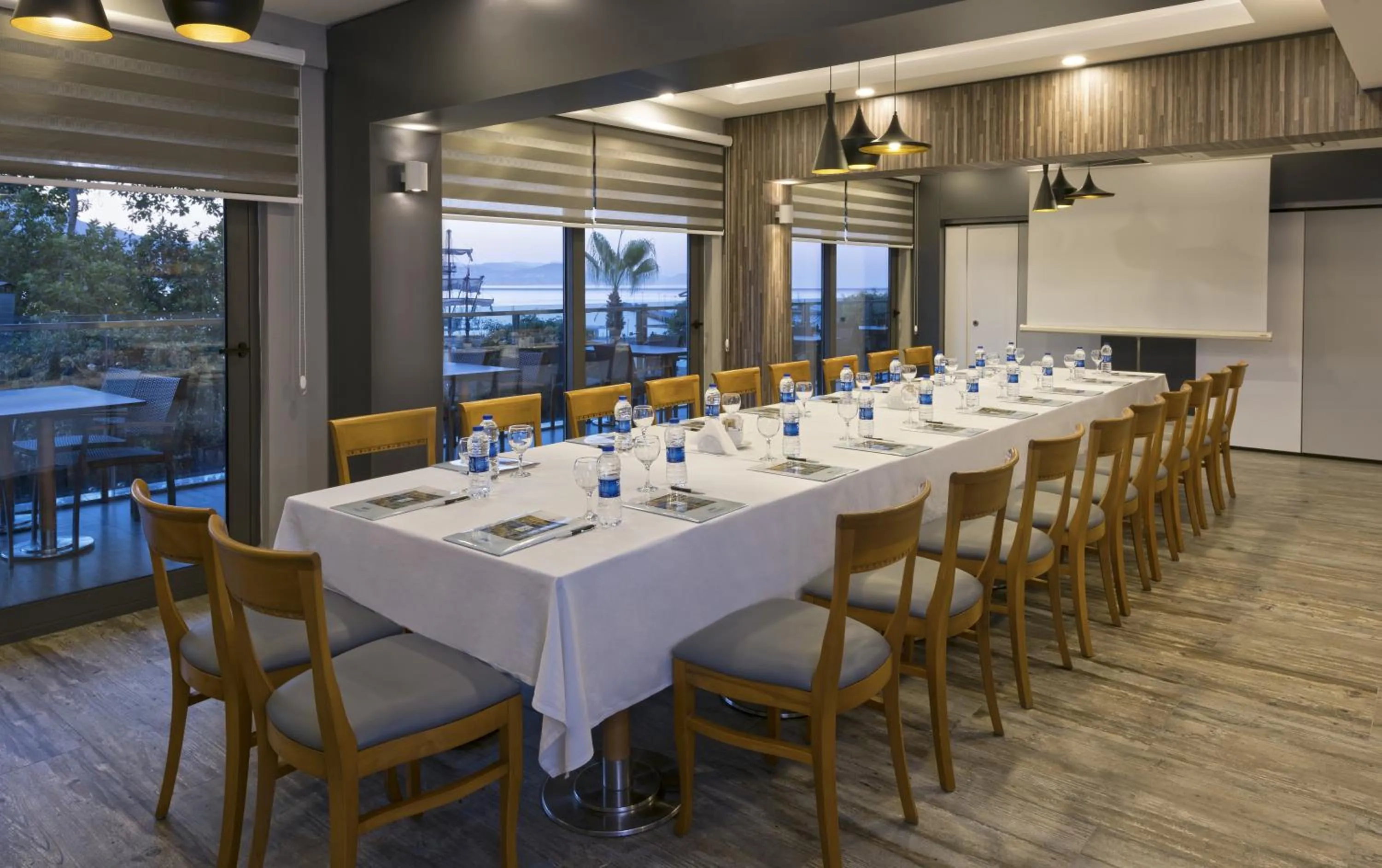 Meeting/conference room in Kaptan Hotel