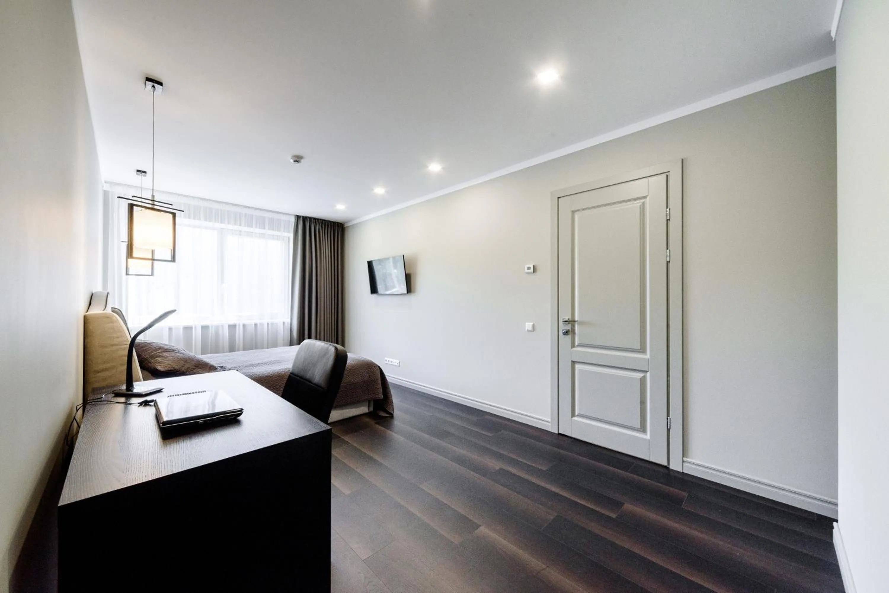 Bedroom, Bed in Mieterlux