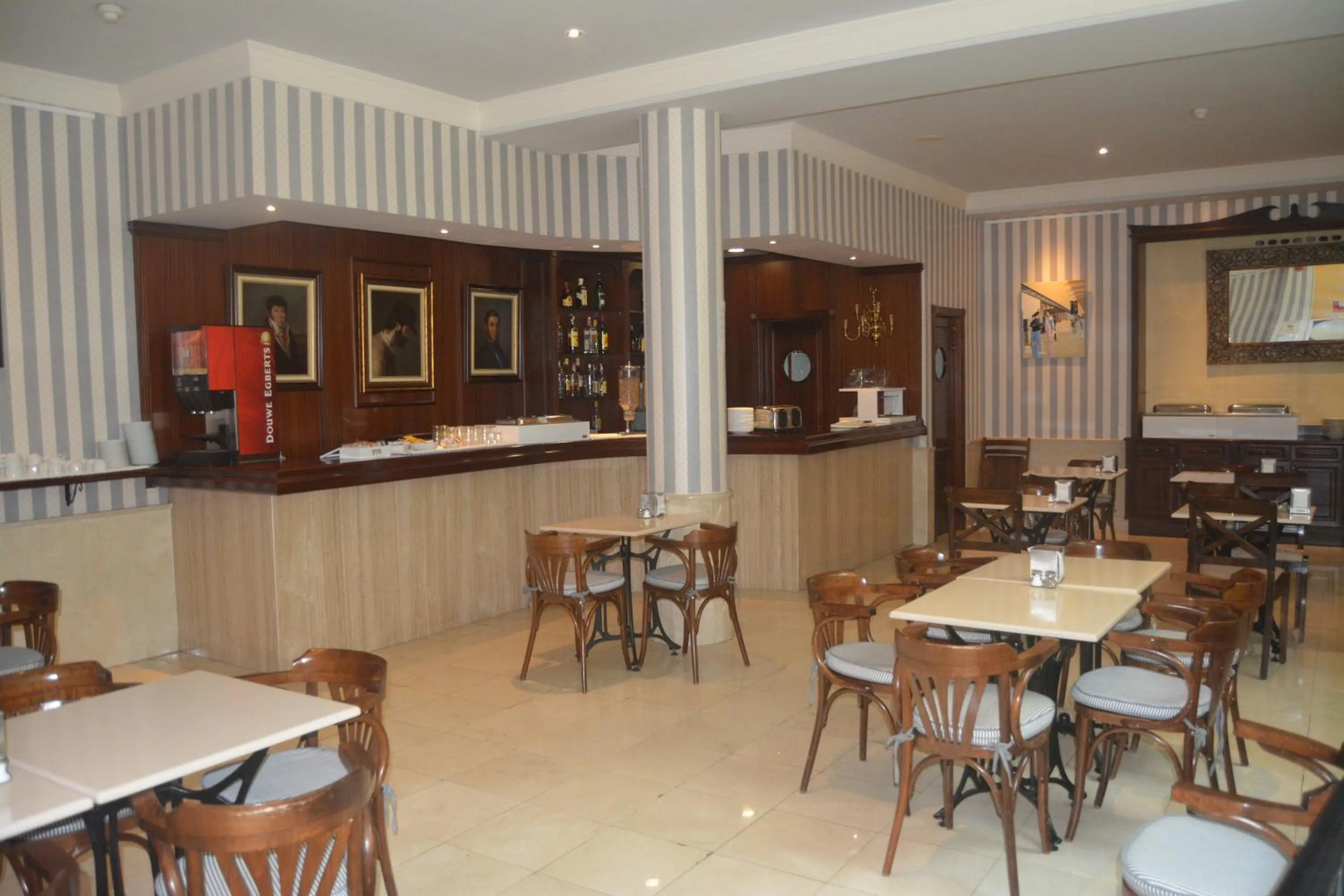 Breakfast in Apartamentos RF Bambi Adults Only