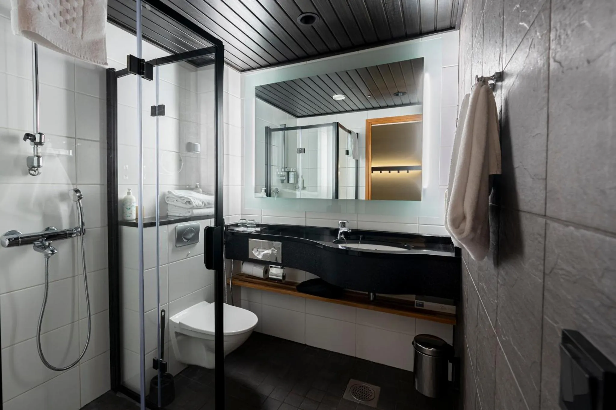 Bathroom in Break Sokos Hotel Vuokatti