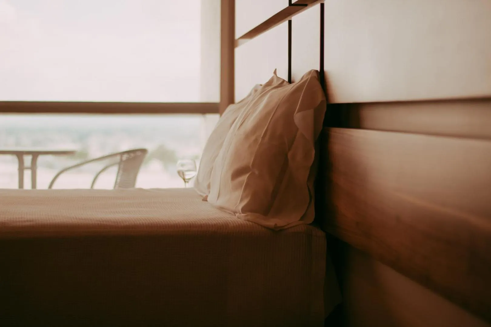 Bed in Millenium Plaza & Suites