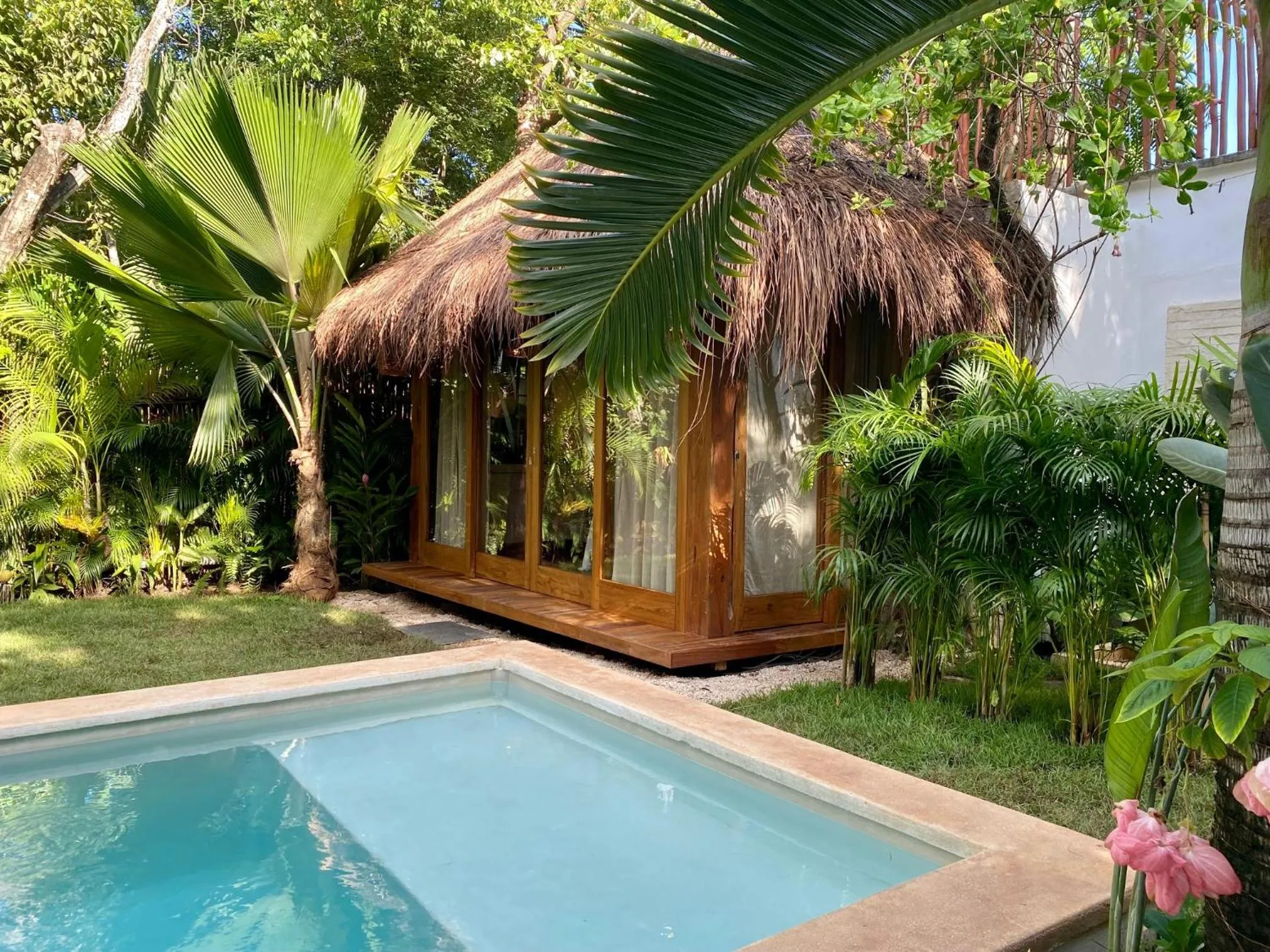 Property building in Luxury Private Villas , Private Pool, Private garden, Jacuzzi, 24hours security