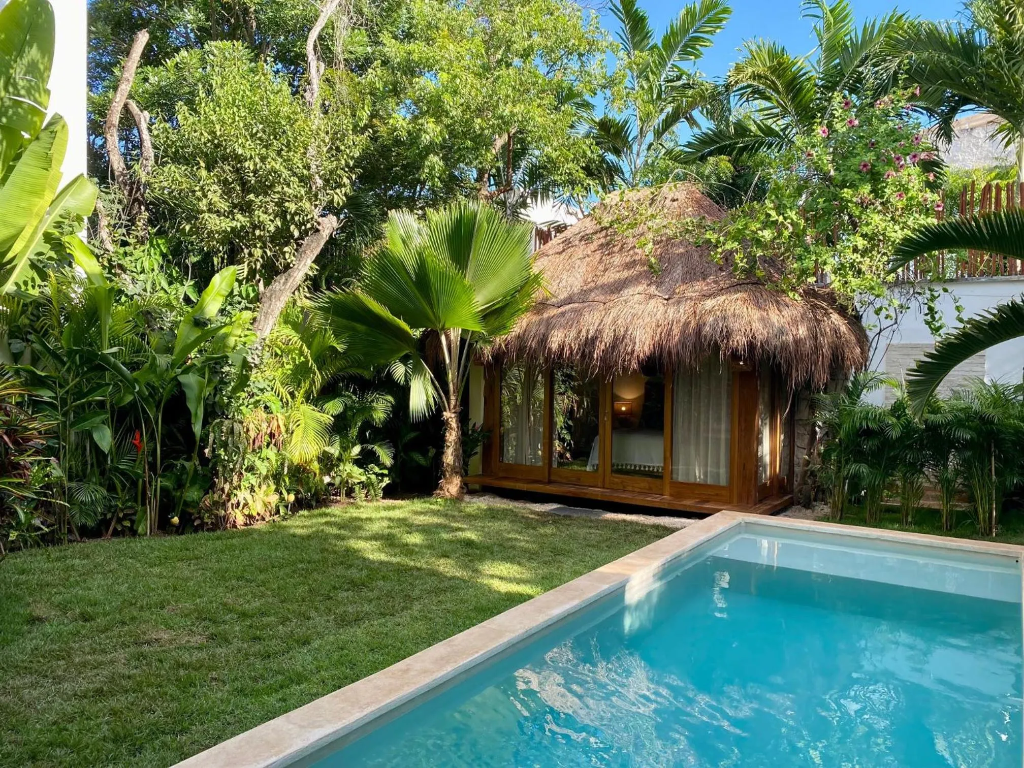 Luxury Private Villas , Private Pool, Private garden, Jacuzzi, 24hours security