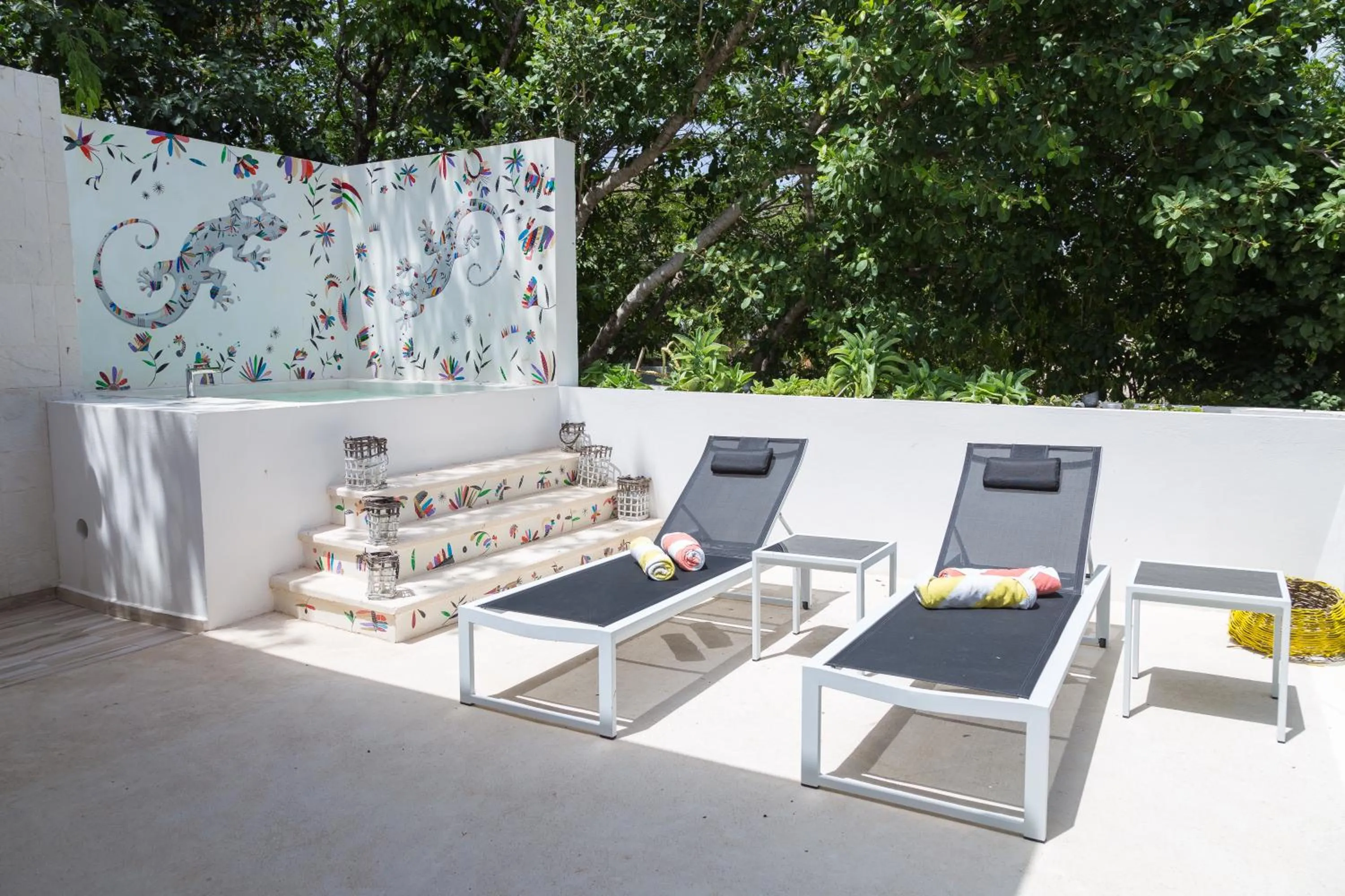 Luxury Private Villas , Private Pool, Private garden, Jacuzzi, 24hours security