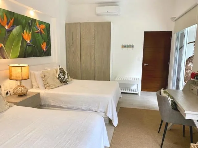 Bed in Luxury Private Villas , Private Pool, Private garden, Jacuzzi, 24hours security