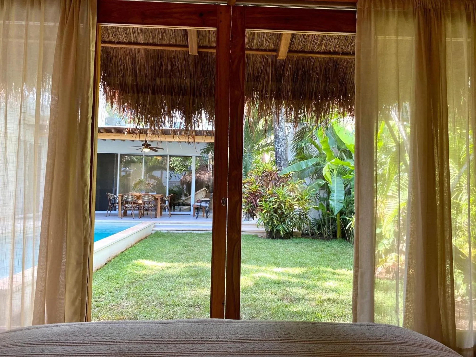 Garden in Luxury Private Villas , Private Pool, Private garden, Jacuzzi, 24hours security