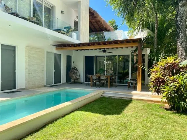 Property building in Luxury Private Villas , Private Pool, Private garden, Jacuzzi, 24hours security