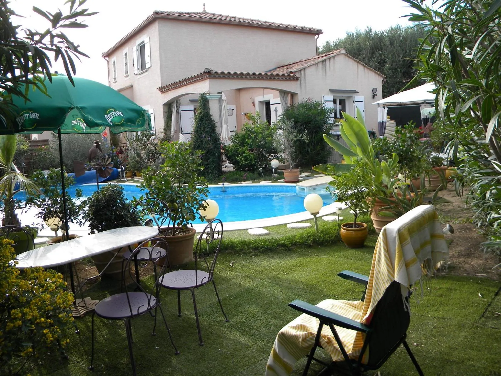 Garden in Chez Patrick Roujan