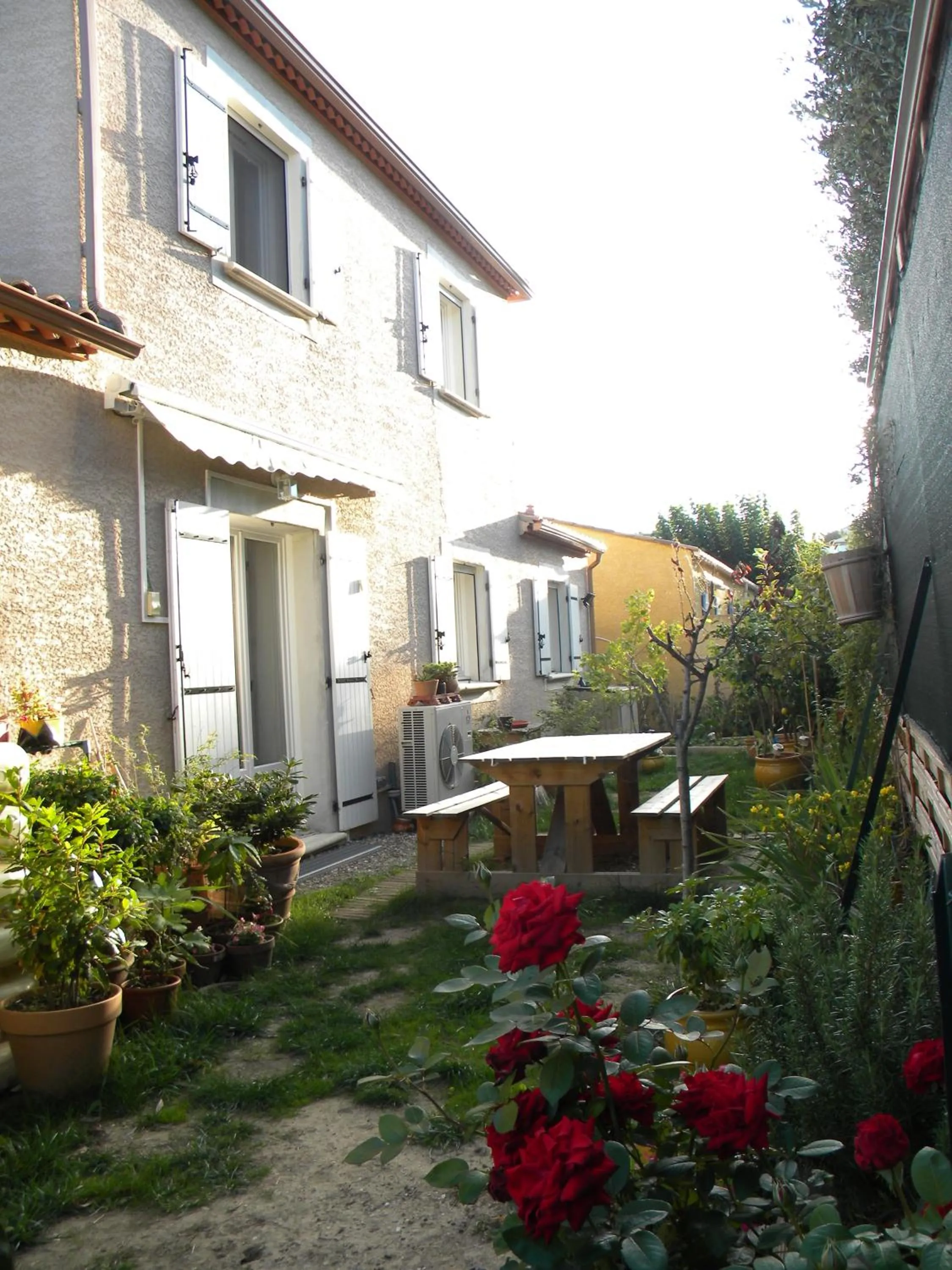 Property building in Chez Patrick Roujan