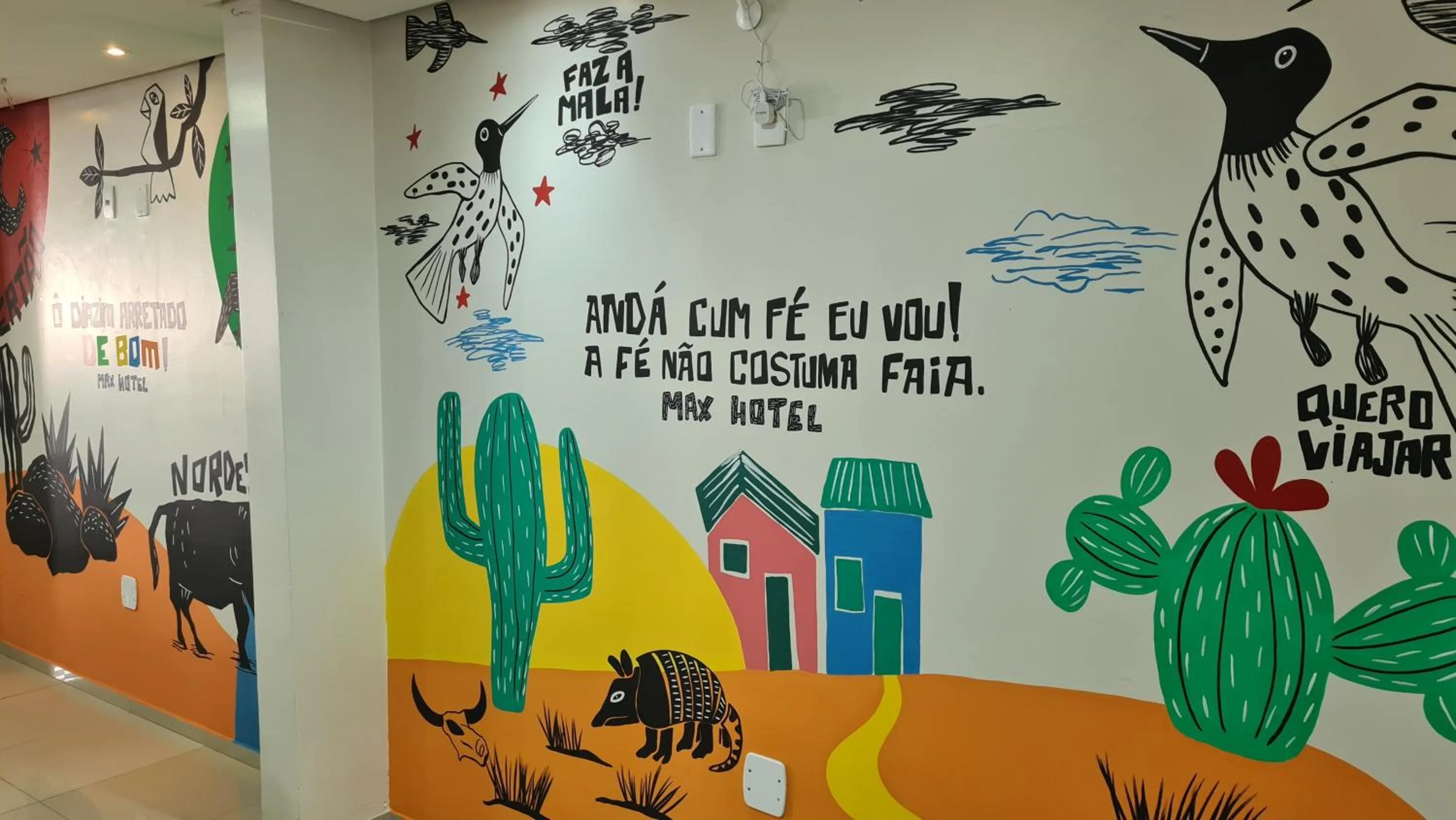 Restaurant/places to eat in Max Hotel