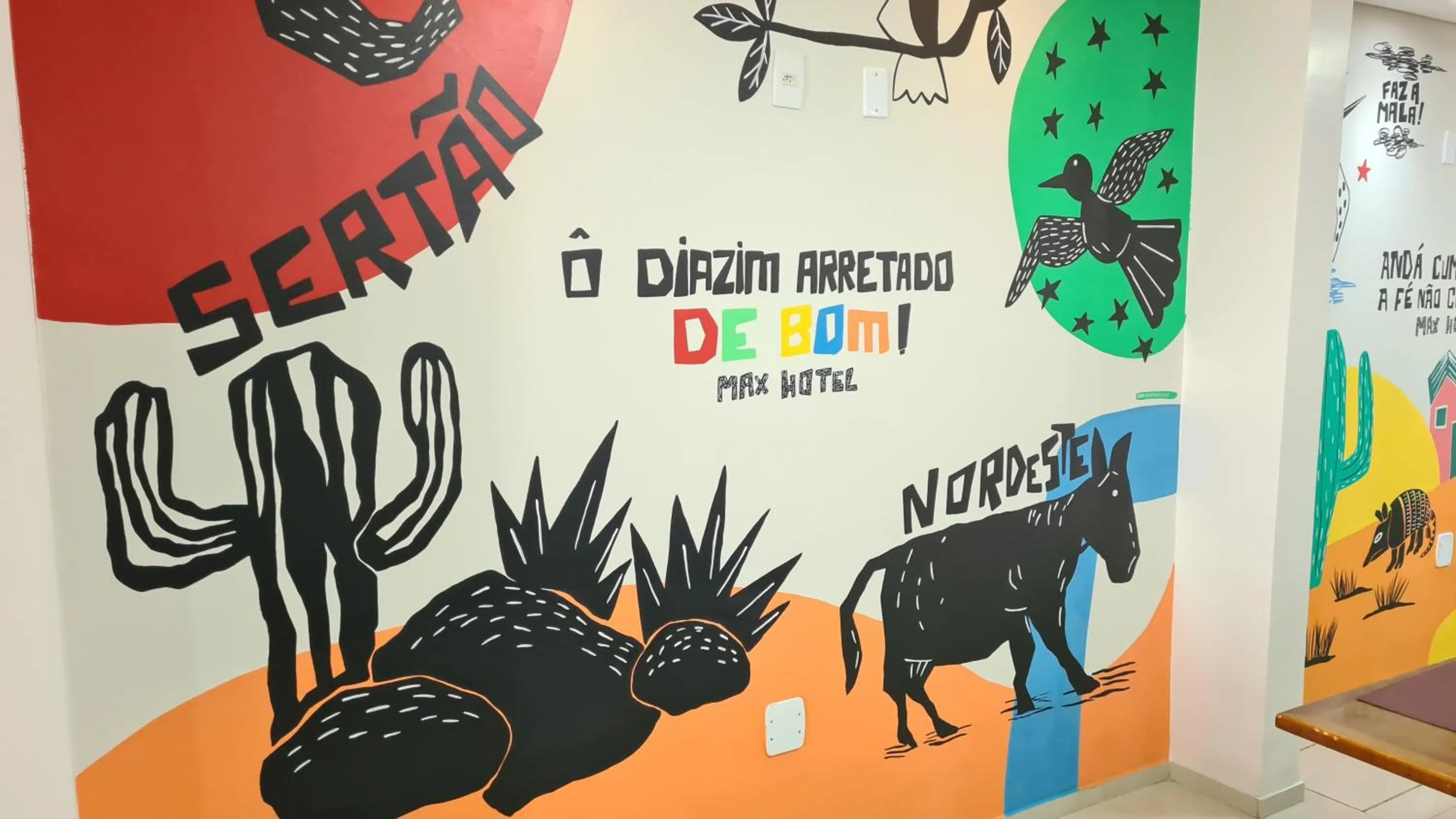 Restaurant/places to eat in Max Hotel