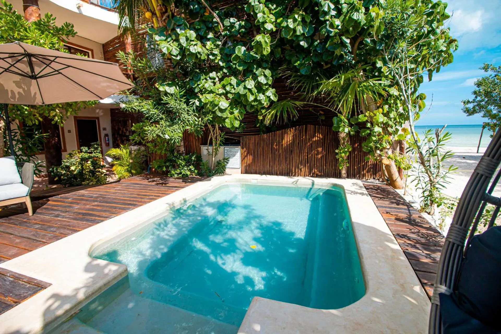 Swimming pool in Spirit Holbox