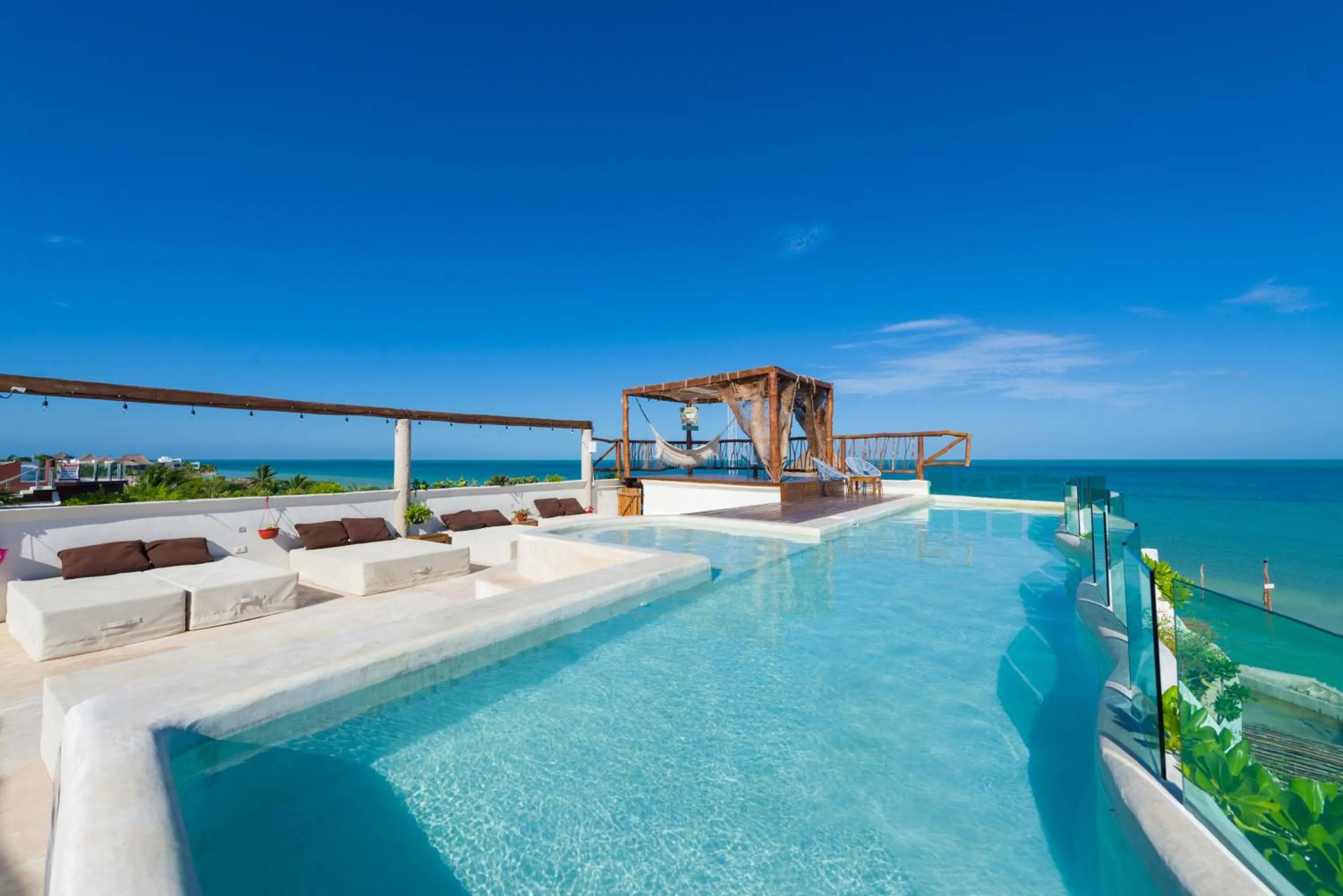 Swimming pool in Spirit Holbox