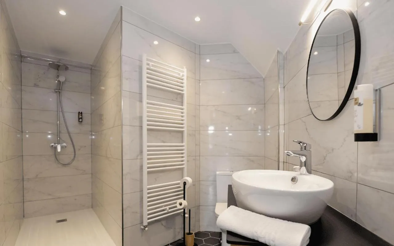 Bathroom in Hostellerie Saint Pierre