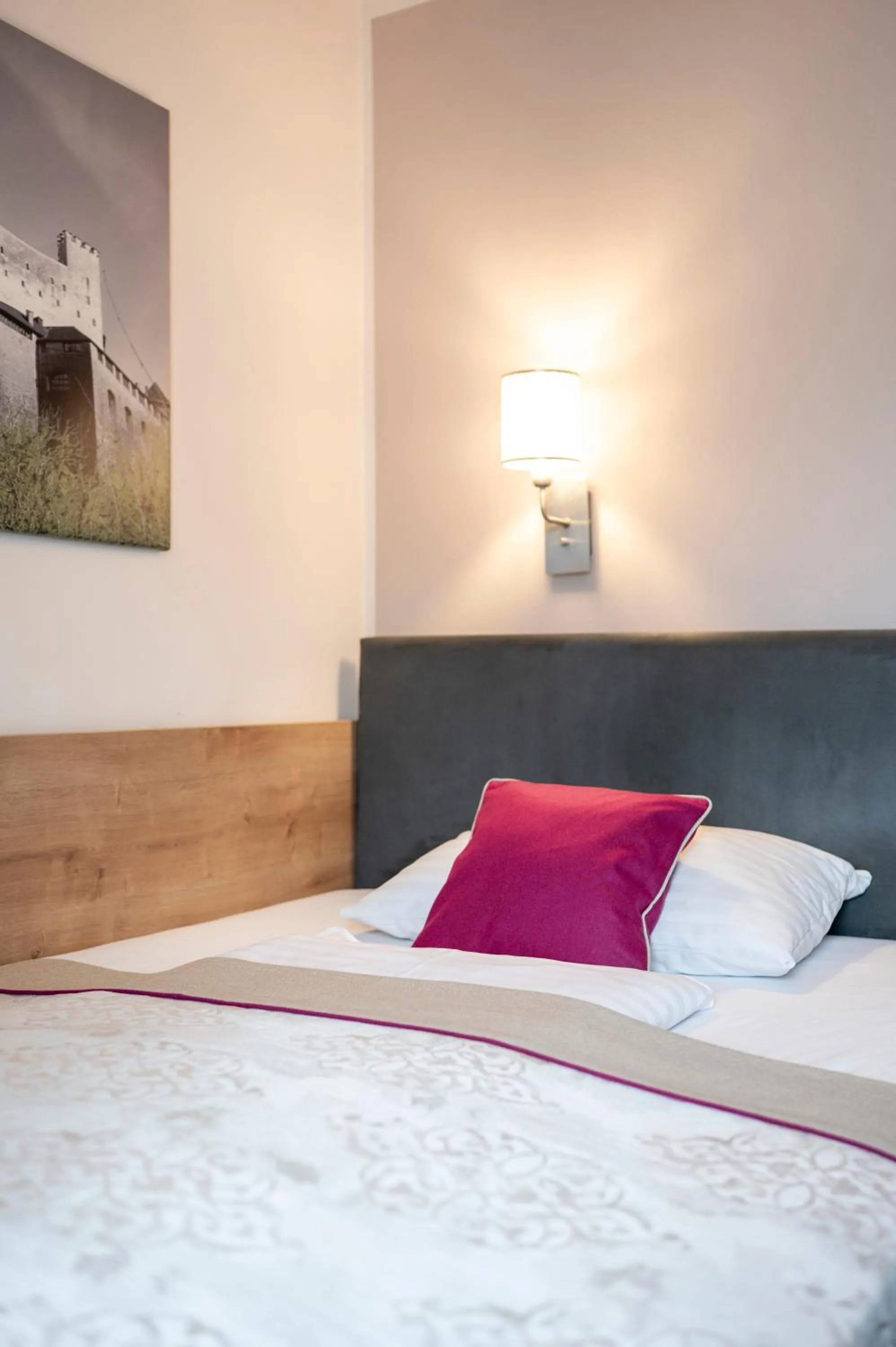 Bed in HOTEL junior by MAX 70