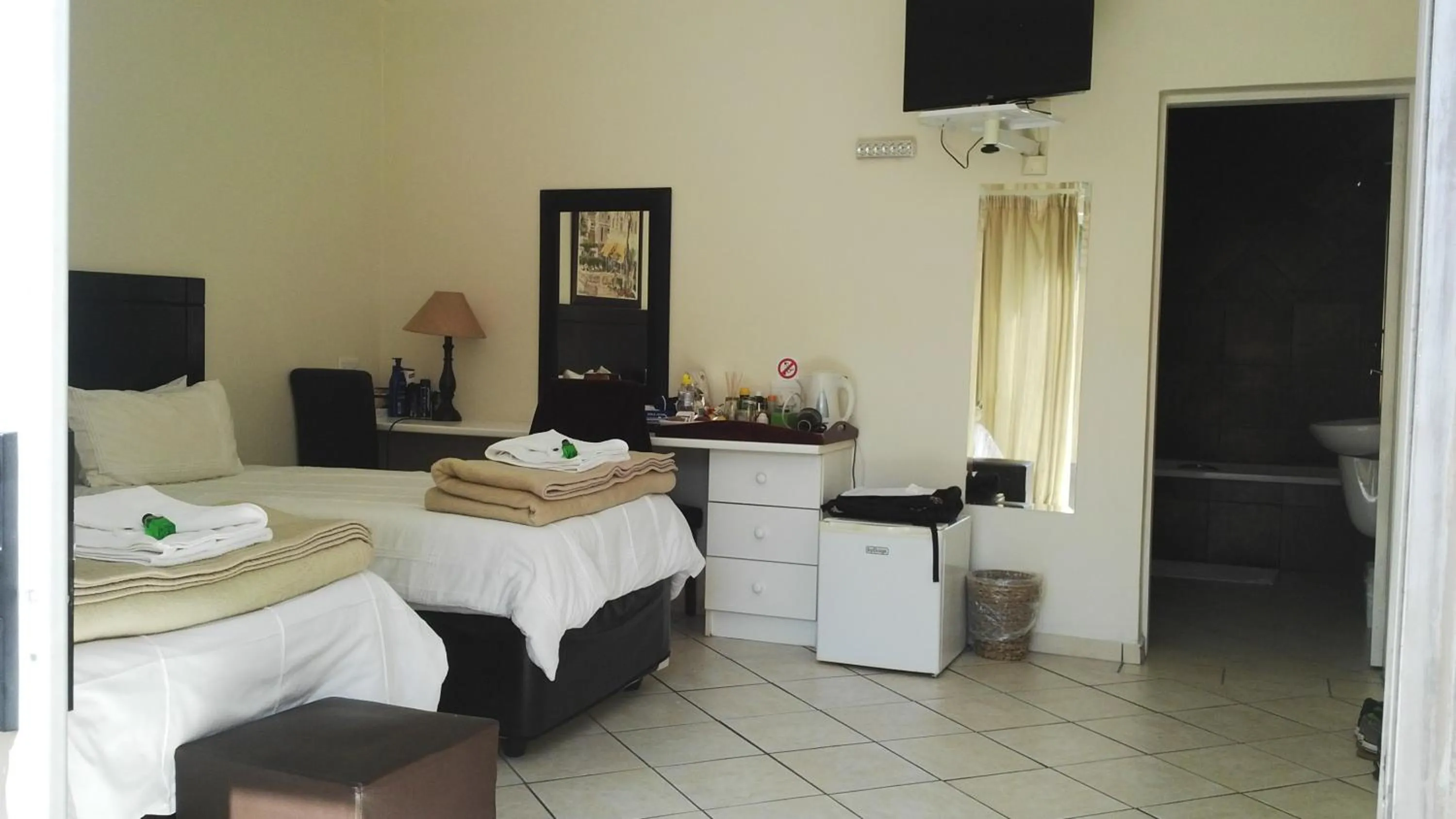 Bed in Elizabeth Lodge