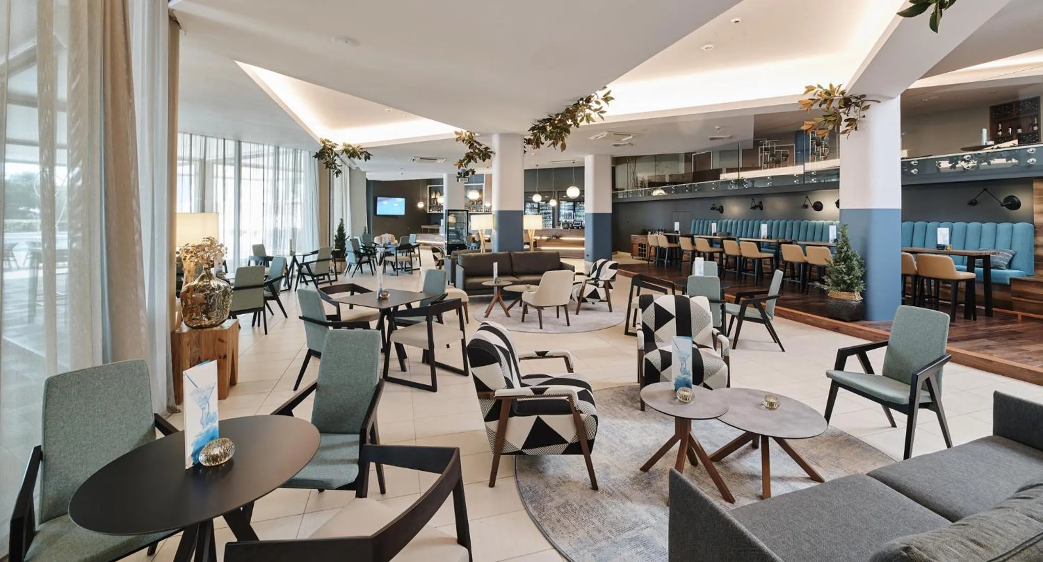 Lounge or bar in Aminess Vival Maestral Hotel