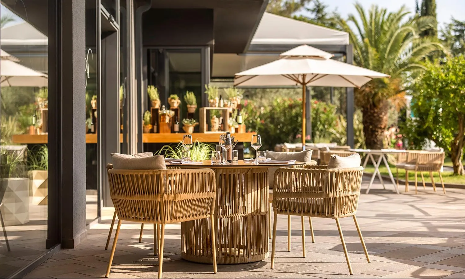 Restaurant/places to eat in Aminess Vival Maestral Hotel