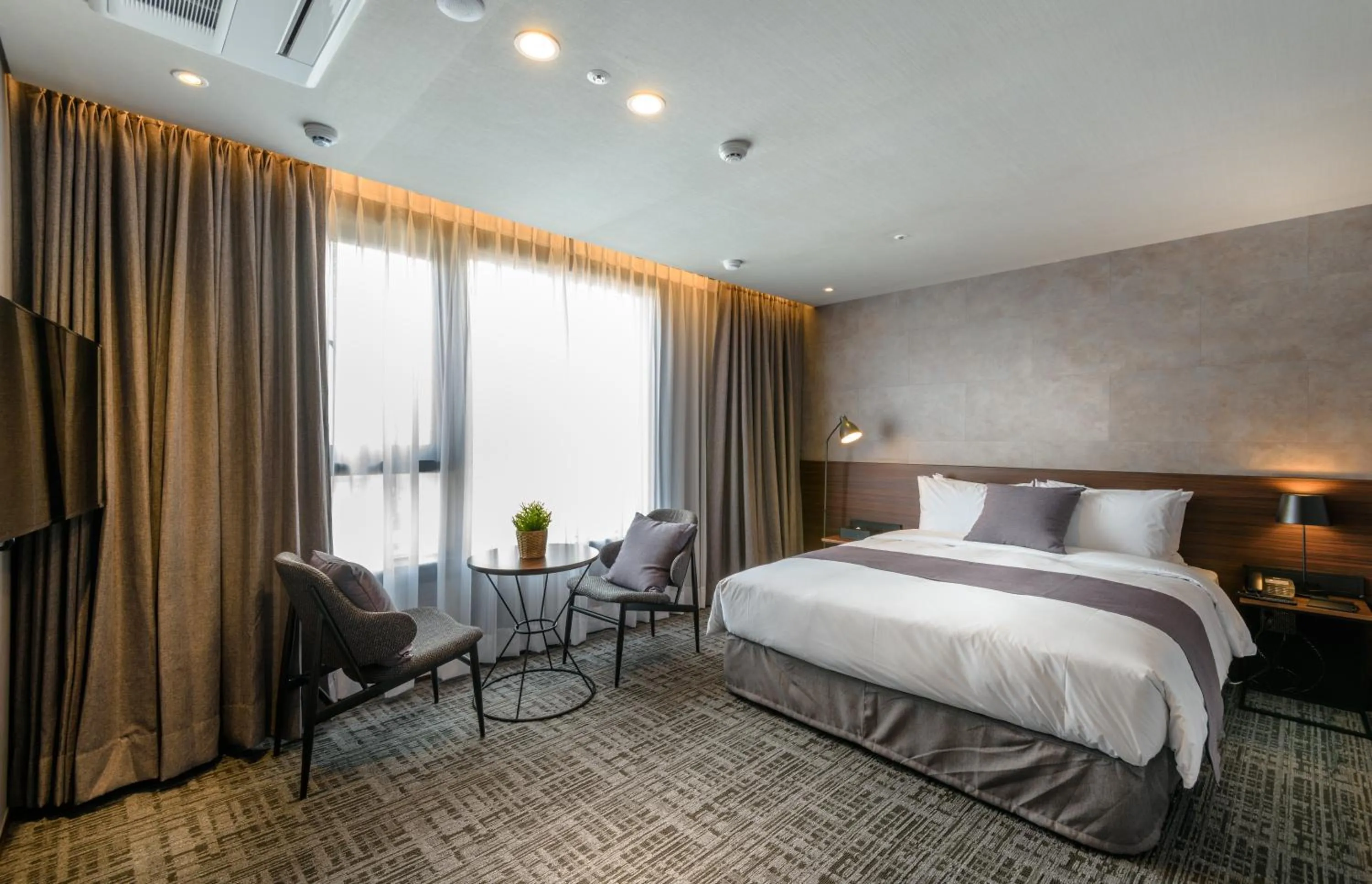 Bed in Hotel With Jeju