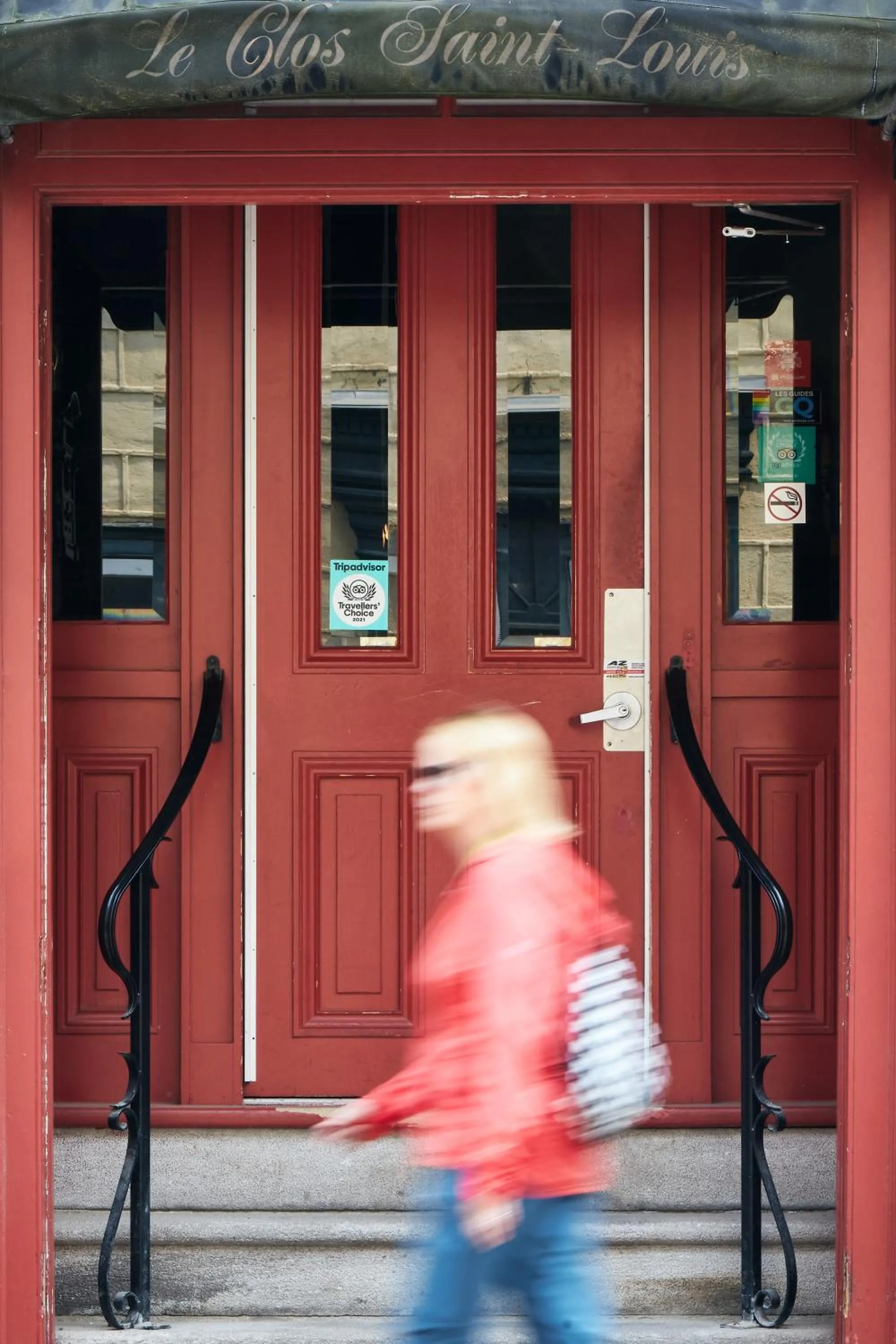 Property building in Le Clos Saint-Louis - Par Aneyro